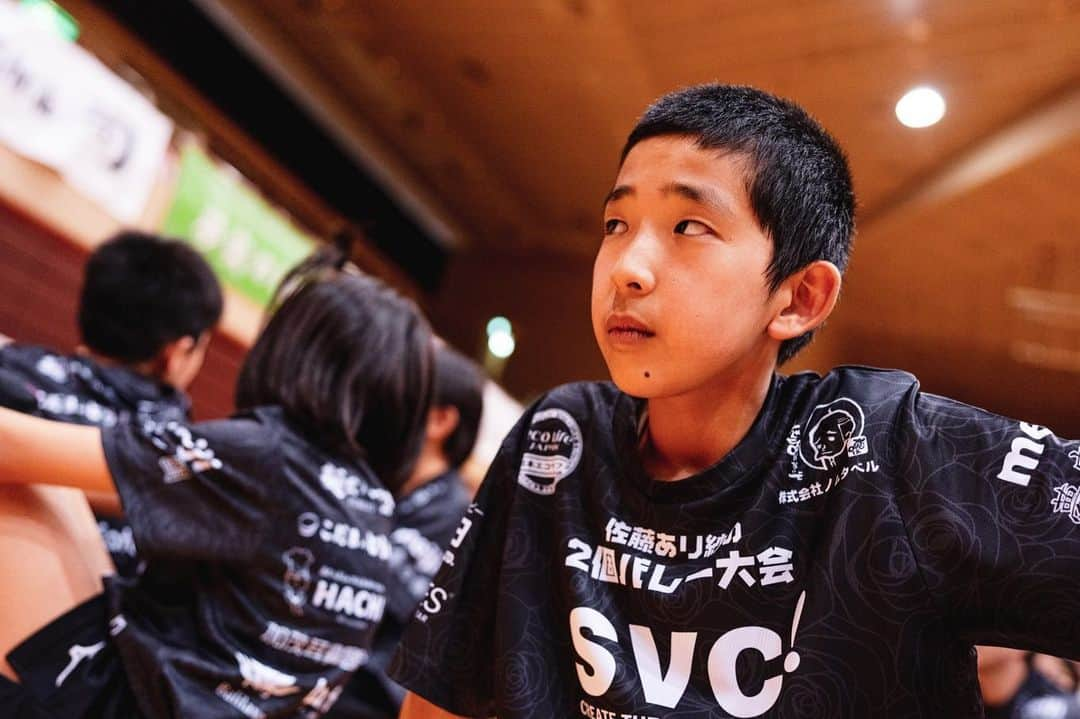 佐藤あり紗さんのインスタグラム写真 - (佐藤あり紗Instagram)「2023.5.27 . . 🏐佐藤あり紗2個バレーボール大会 in仙台🏐 大会を一緒に盛り上げてくださるスポンサーのみなたん❤️ . ❤️SVC!  @svc__group  . 🔋日本エコライフ . 🚘Gulliver @gulliver_minamisendai  . 💉医療法人 豊生会むらた日帰り外科手術クリニック . 🏨🍓仙台ターミナルビル(株)  @spalsendai  @hotelmetropolitansendai  @stbl_fruitfarm  . 🏠深松組  . 🐮牛タン炭火利久　@rikyu_sendaieki  . 🍺株式会社ノムタベル @skt_arata @iki_iki.r @kurukurupaamachiyan @iroriyaki.sumirechan @maji_magicalcook  . 🐮司 . 🦅焼助 @yakisuke.official  @yakisuke_kokubuncho  . 🚘KADAN . 👷‍♂️LIGHT @light_seon  . 🦷あやし眼科クリニック @ayashigeleven  . 🚘空気の洗車屋さん @kuuki_nosenshayasan  . ⚽️ヴォスクオーレ仙台 @voscuore_sendai  . 🔧elevn . ⛩榴岡天満宮 @tsutsujigaoka_tenmangu  . 🏠株式会社佐元 @samoto1914  . 🍫Meiji  . ♨️夢実の国 . 🦀スギヨ @kanikama_sugiyo_official  . 👕TRES @tres_volleyball  . ⛩️石巻金藏寺 . 🍜麺匠一丞 @mensho_ichijo  . 🍽こだまのどら焼き @kodamadorayaki  . 👨‍🔧Lincronova @nagano_president  . 🍴HACHI @hachi.1979  . 💉たじー @taji1_2_3  . 👷‍♂️誠晃興業 @yuya7912  . 👂加茂耳鼻咽喉科 . 🔩トーアス販売  @n.fumi0327  . 🍅La fata @lafatafarm  . 🏠山一地所 . 🍺ほかぞの @nomidocoro_hokazono45  . ☕️ほの香  @honokacoffee.inc  . 🍽登喜和 @tokiwasoba  . 💄Balilaxe   @bali_laxe  . 💪🏻KATSUYAMA @shozankancocoil   ☎️NTT東日本 @ntteastofficial  . 🔋山形パナソニック @yamagatapanasonic  . 🏐TEAM i @teami_girls  . ⛽️サーラエナジー株式会社 . 🏐清健堂  . 🥃BARRACK LIFE @barracklife  . 🚘GTAUTO @g.t.auto  . 👨‍⚕️たいよう接骨院  . 🍱あめいろ食堂 . 🦷こうま駅前デンタルクリニック . 🥮Riyan @riyancrepe  . 🍰you &g @you_and_g.official  . . #佐藤あり紗スポンサー #仙台発祥　 #佐藤あり紗2個バレーボール大会スポンサー #宮城県盛り上げたい　#仙台盛り上げたい #スポンサー　#参加者募集中 #佐藤あり紗 #あり紗組」6月10日 18時48分 - arisa_chu