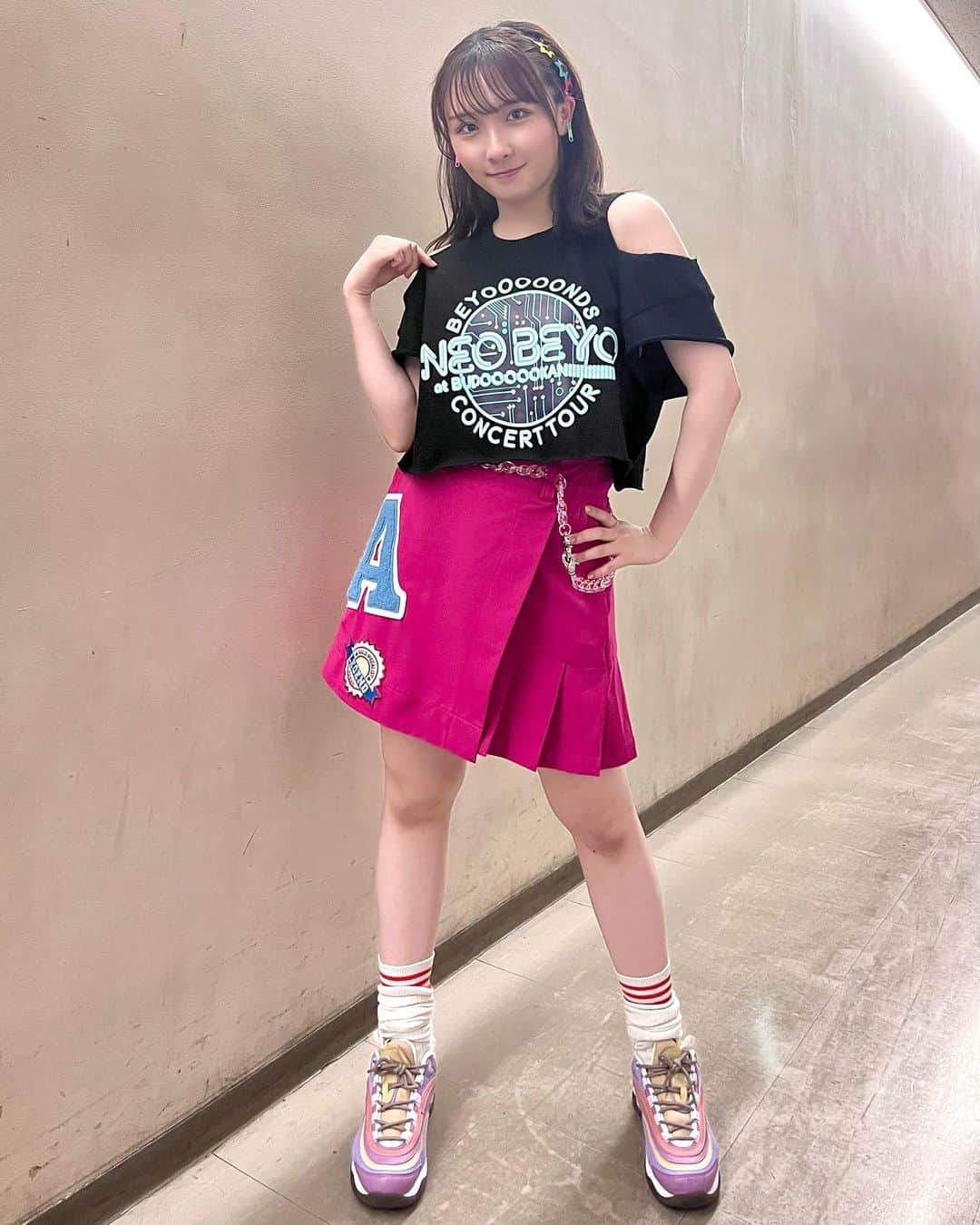 高瀬くるみさんのインスタグラム写真 - (高瀬くるみInstagram)「.     Tシャツアレンジ衣装♡ 　 　 　 #BEYOOOOONDS #ハロプロ #アイドル #コンサート #ライブ #Tシャツ #アレンジ #可愛い #密かな #憧れ  #でした #またやりたいな #昨日の #さよなら中野サンプラザ音楽祭 #アンコール #衣装 #です #くるみんインスタ映え計画」6月10日 18時44分 - kurumi_takase.official