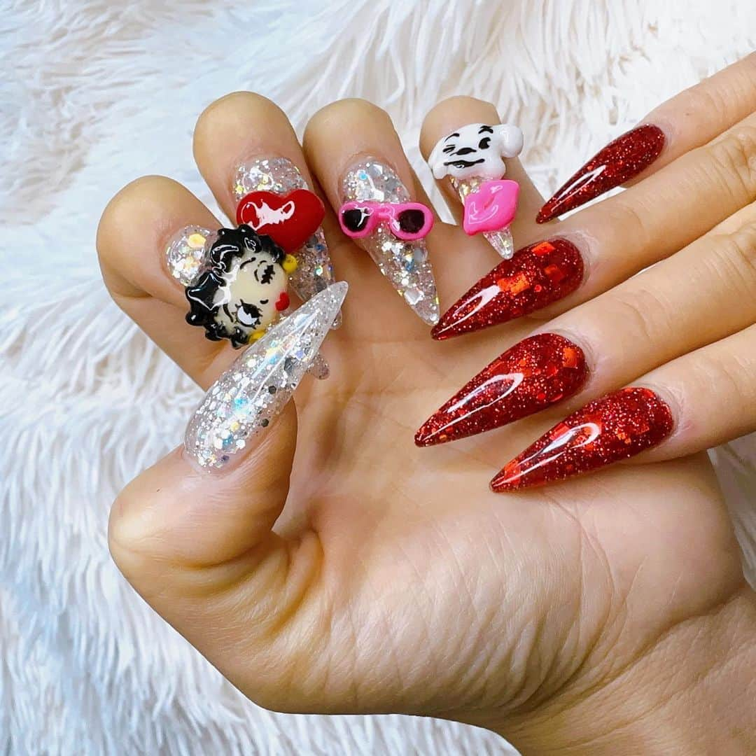 あちゅさんのインスタグラム写真 - (あちゅInstagram)「武器  #nails #bettyboop #3dネイル #キャラクターネイル #ベティーちゃん #スカルプネイル #ホログラムネイル #rednails #whitenails #ベティーちゃんネイル」6月10日 19時28分 - achuuuu27