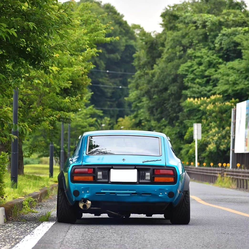 Z李さんのインスタグラム写真 - (Z李Instagram)「夏の緑ドライブ。 ---------- #fairladyz #carphotography  #jdmgram #jdmculture #jdmlife #datsun  #jdmnation #jdmlifestyle #zociety #fairladyz #旧車」6月10日 19時39分 - kiss0fthedrag0n