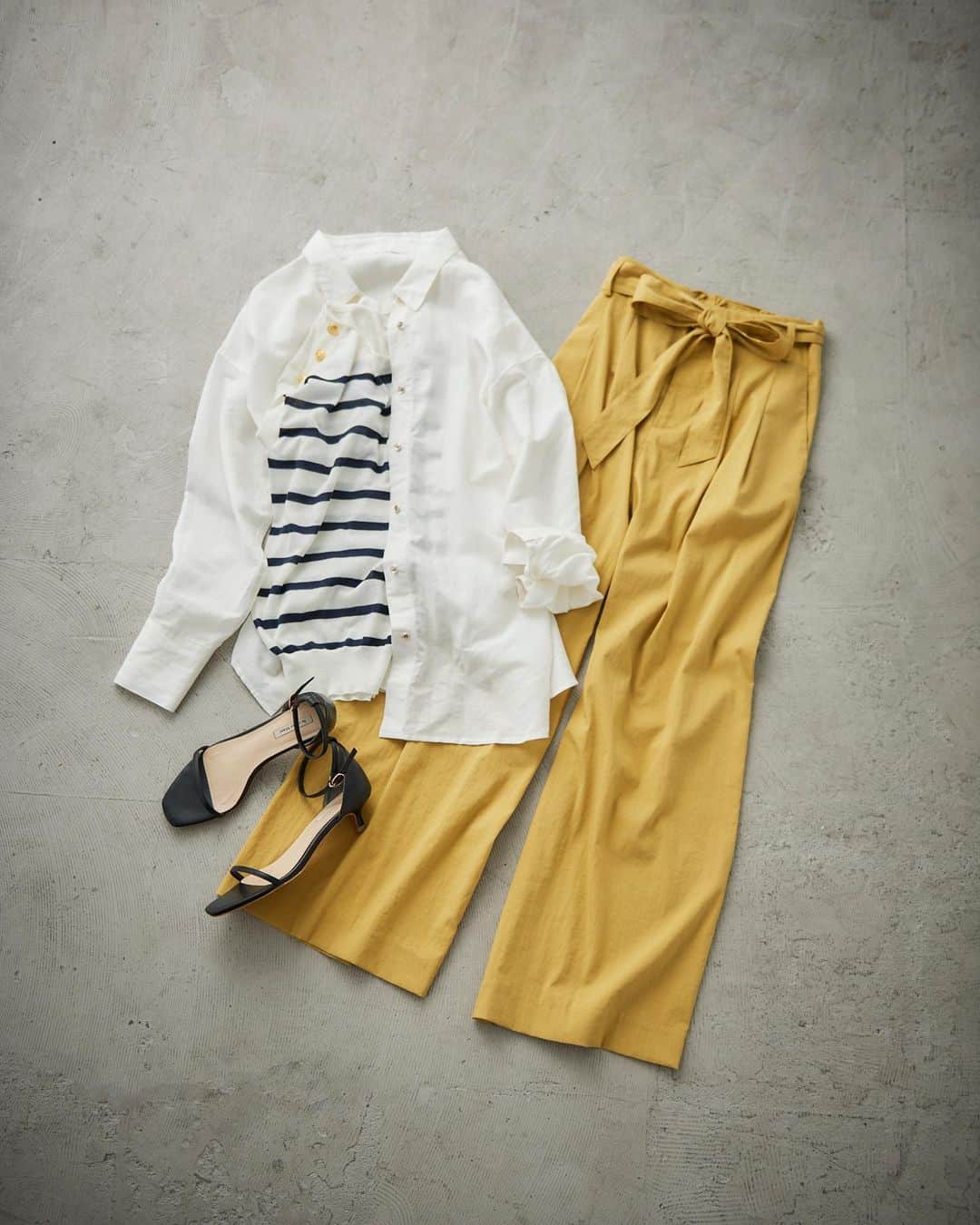 le. coeur blancのインスタグラム：「.  \ NEW ITEM / ⁡ メンズライクなシャツと マリンテイストのニット、 そしてリラクシーなワイドパンツ。 ⁡ 明るいカラーで引き立てる、 爽やかな大人カジュアル。 ⁡ ⁡ ⁡ ・コットン麻オーバーシャツ ¥11,550 no. 3033037001 shop / online store : 販売中 ⁡ ・ショルダーボタンフレンチニット ¥8,910 no. 3033020701 shop / online store : 販売中 ⁡ ・ウエストリボンタックワイドパンツ ¥12,430 no. 3033055922 shop / online store : 販売中 ⁡ ⁡ ⁡ _________________________ ⁡ < 𝗶𝗻𝘀𝘁𝗮 𝗹𝗶𝘃𝗲 𝘀𝗰𝗵𝗲𝗱𝘂𝗹𝗲 > ⁡ 6/13(火)、6/14(水)、6/21(水)、6/30(金) ⁡ ⁡ ⁡ ⁡ ⁡ ⁡ ⁡ ⁡ ⁡ ⁡ ⁡ ⁡ #lecoeurblanc #ルクールブラン #spring #summer #le_23ss #le_web #シャツ #ニット #ワイドパンツ」