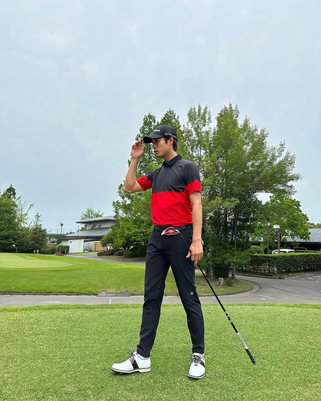 岸田タツヤさんのインスタグラム写真 - (岸田タツヤInstagram)「僕のお気に入りカラー🔥  @taylormade_golf_japan_apparel_」6月10日 20時08分 - tatsuyakishidaxxgolf