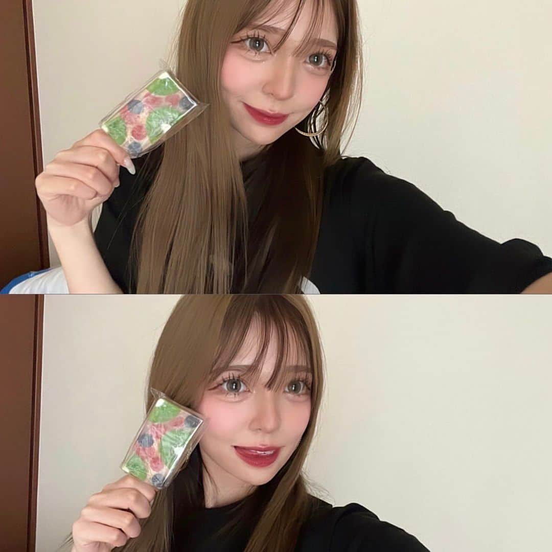 のインスタグラム：「フルーツが沢山入ってるliiliiさんの石鹸🧼🩷 見た目も可愛いのにいい匂いでテンション上がる！💞  そしてCANADELさんの保湿クリーム👍🏻🩷 最近は保湿クリームとしてスキンケアで使ってるんだけど、 ビタミンも入ってるからお肌の調子良くなってオススメなの！  自然環境と人間社会の機能を維持しているサステナブルな取り組みがとても素敵だなと思いました👍🏻🩷  #ロフト展示会 #ロフトグリーンプロジェクト #サステナブルビューティー #pr」