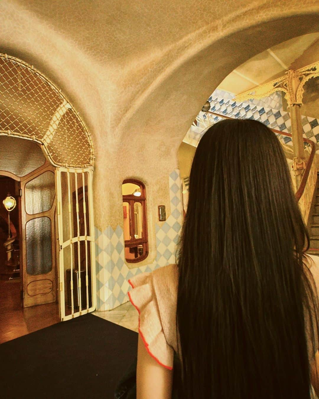 大本彩乃さんのインスタグラム写真 - (大本彩乃Instagram)「Barcelona🇪🇸🚶🤍  #spain #Barcelona #casabatllo」6月10日 20時34分 - nocchi.prfm_p000002