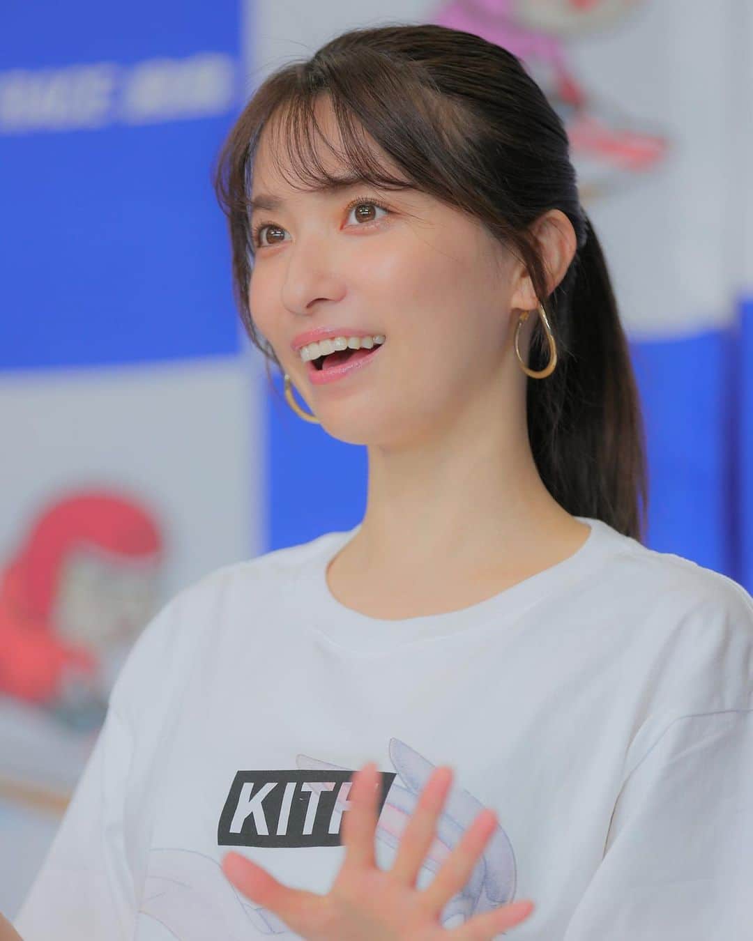 戸田れいのインスタグラム：「ボートレース宮島配信ありがとうございました🚤  オッズタイム中にスタッフの皆さんと筋トレしたり、番組が終わった後にトランプしたりと相変わらず楽しい現場です🤣  次回の宮島は28日です🫡」