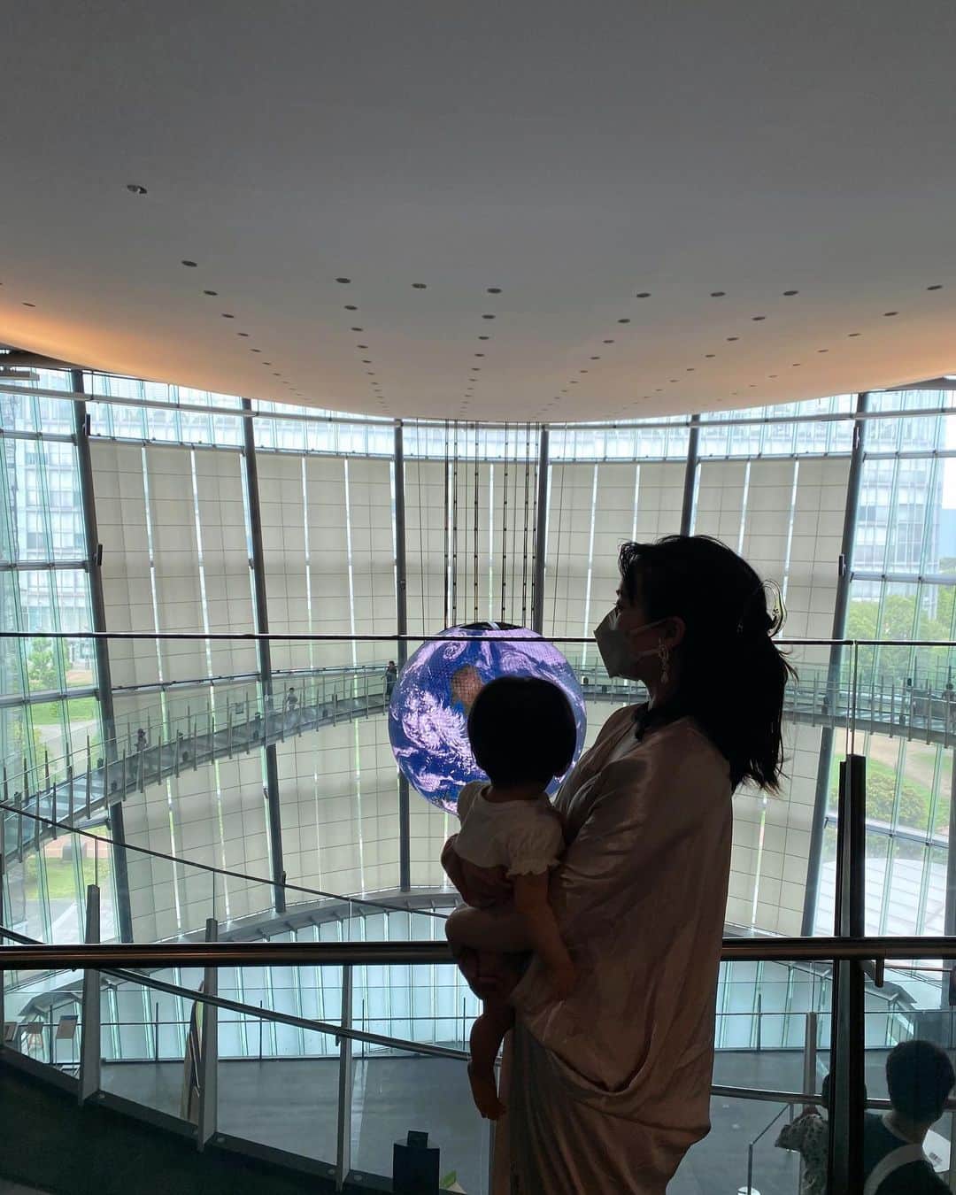 艾芊芊のインスタグラム：「#日本科学未来館 #地球」