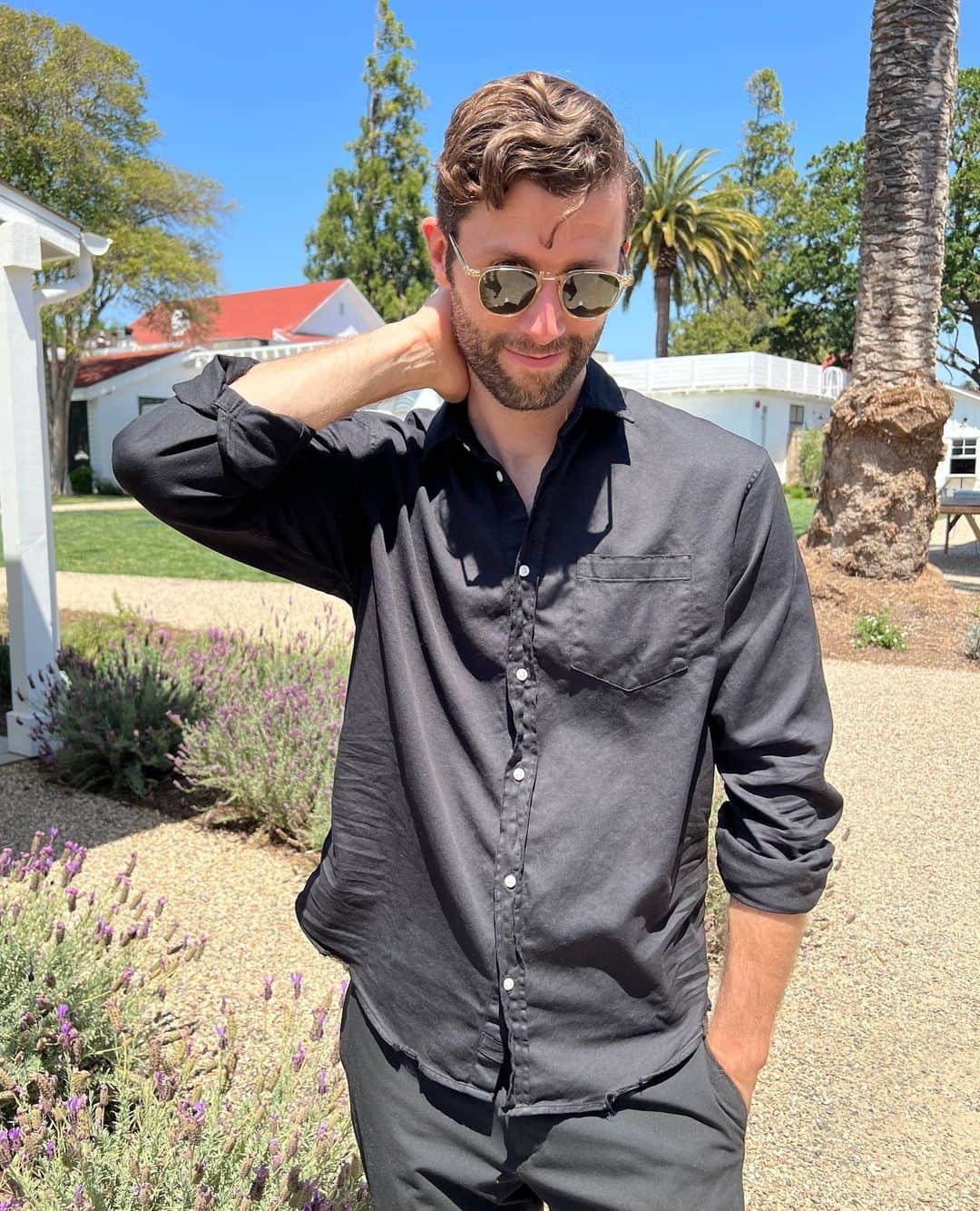 フランク&アイリーンさんのインスタグラム写真 - (フランク&アイリーンInstagram)「There's still time to snag something for your lad! Tap to shop our limited best-selling men's style just in time for Father's Day! #FrankandEileen」6月10日 21時00分 - frankandeileen