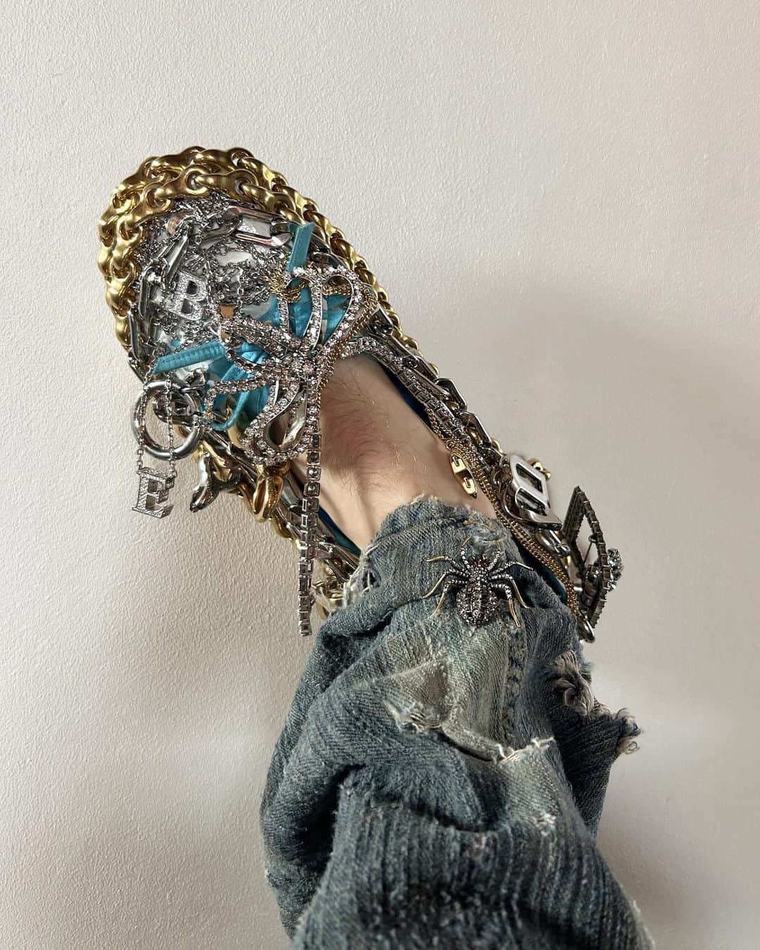 のインスタグラム：「Fall 23 Leopold Shoes, Archive Ribbon Necklace, and Bold Long Trousers Chain   Available in stores and on balenciaga.com」