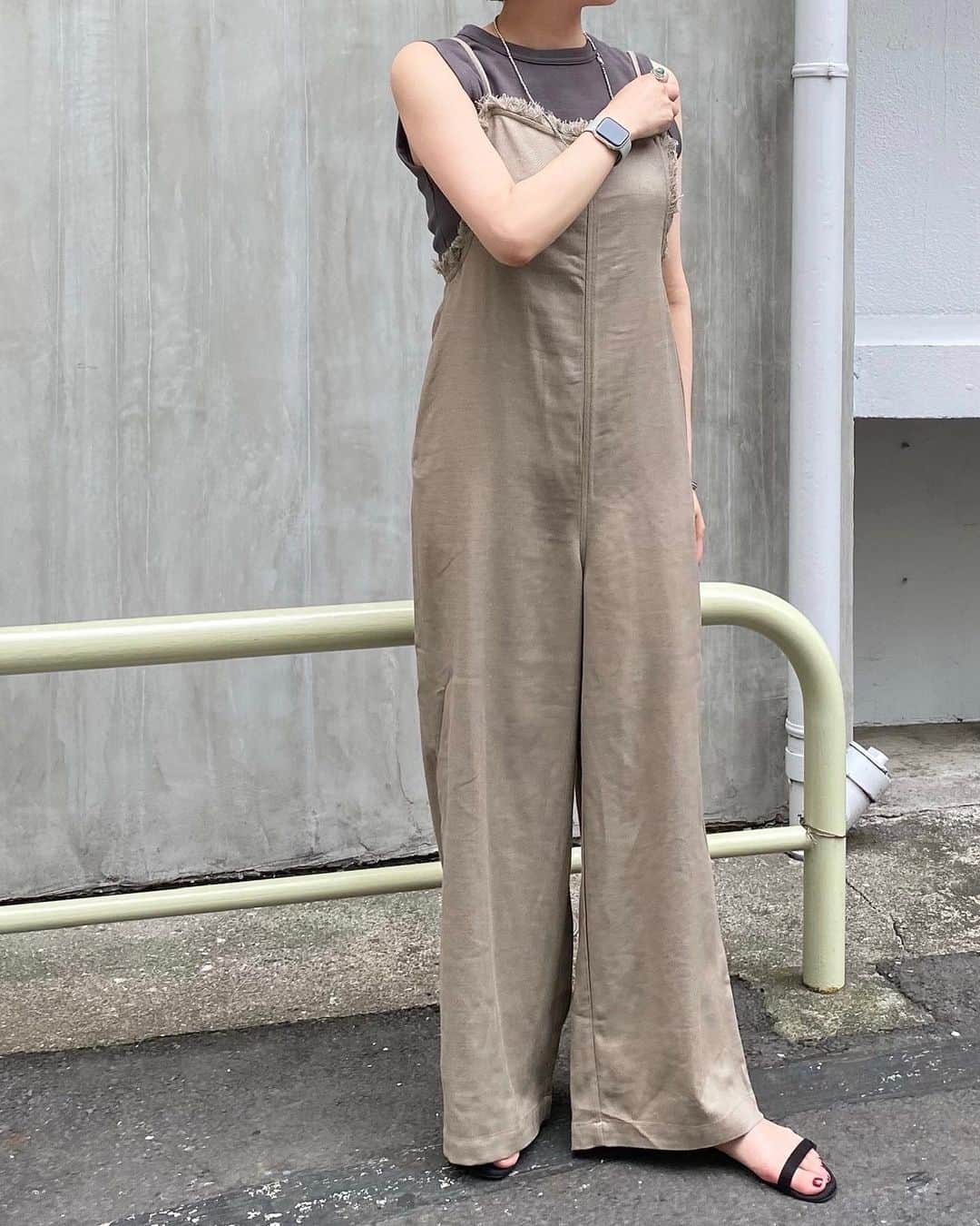 別倉庫からの配送】 SHENERY シーナリー ヘリンボンリネンサロペット