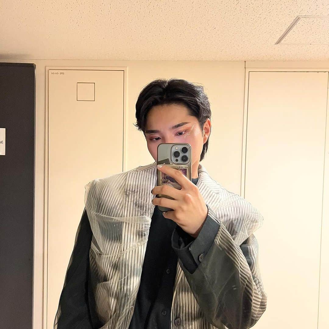 のインスタグラム：「𝙹𝚎𝚊𝚗 𝙿𝚊𝚞𝚕 𝙶𝙰𝚄𝙻𝚃𝙸𝙴𝚁'𝚂 𝙵𝙰𝚂𝙷𝙸𝙾𝙽 𝙵𝚁𝙴𝙰𝙺 𝚂𝙷𝙾𝚆  #fashionfreakshow  #jeanpaulgaultier」