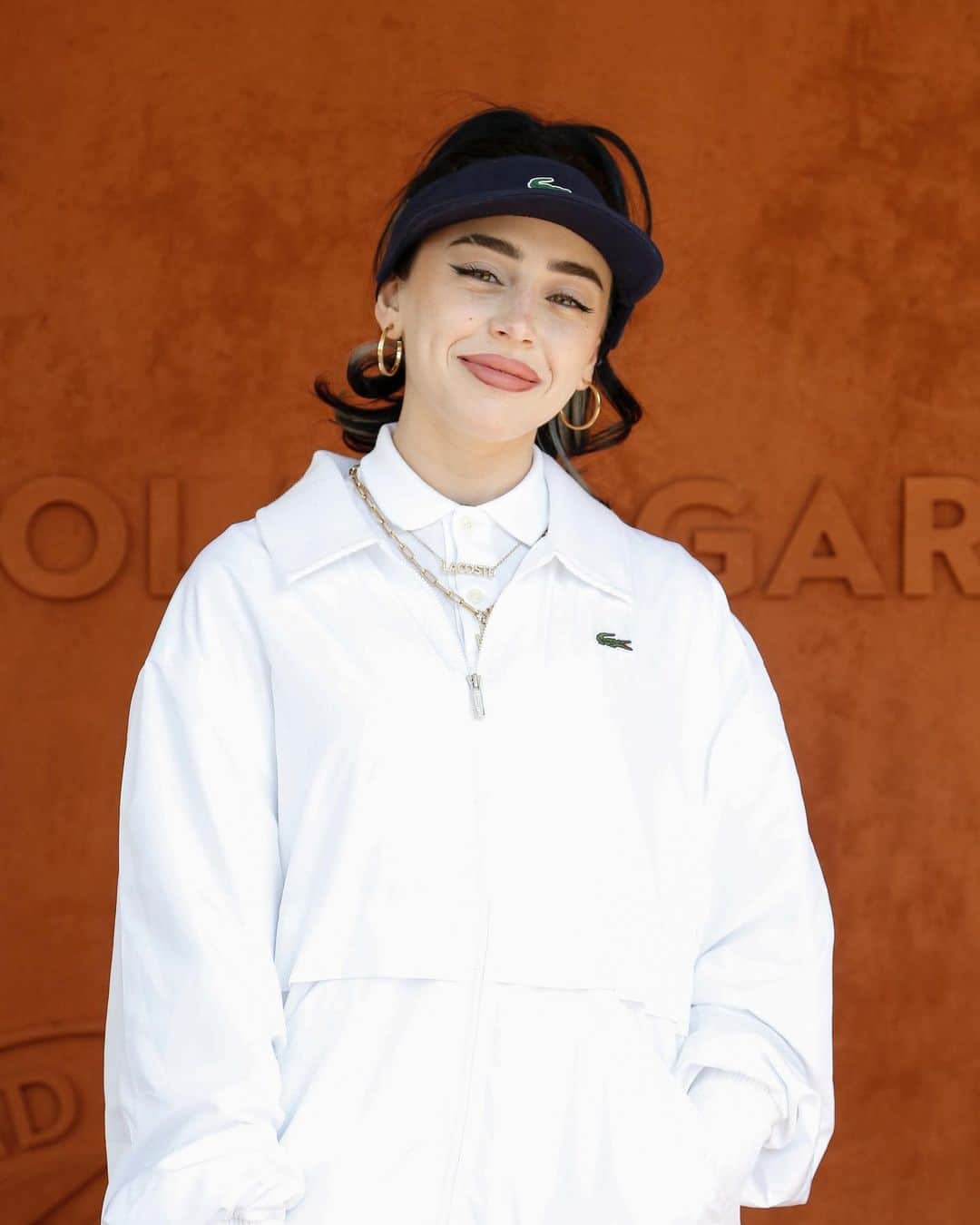 のインスタグラム：「Special guests have been spotted in @rolandgarros. 👀✨」
