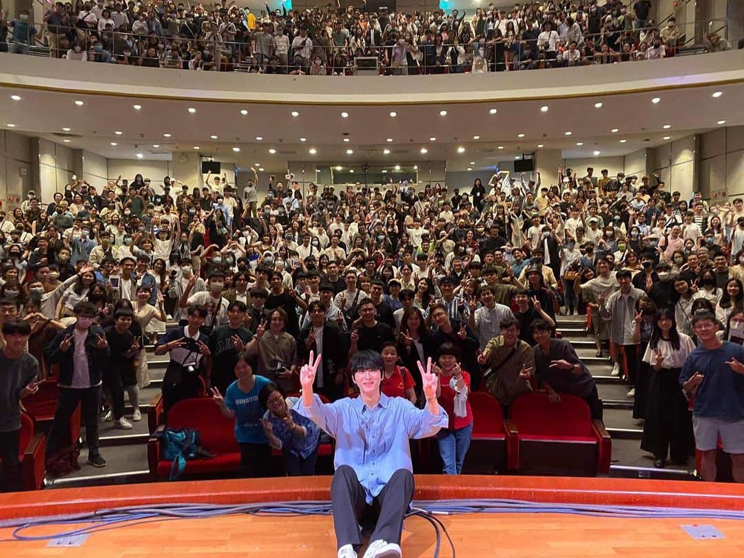 チョン・ソンハのインスタグラム：「Thank you for the SOLD OUT show, Taipei! See you again in December☺️」