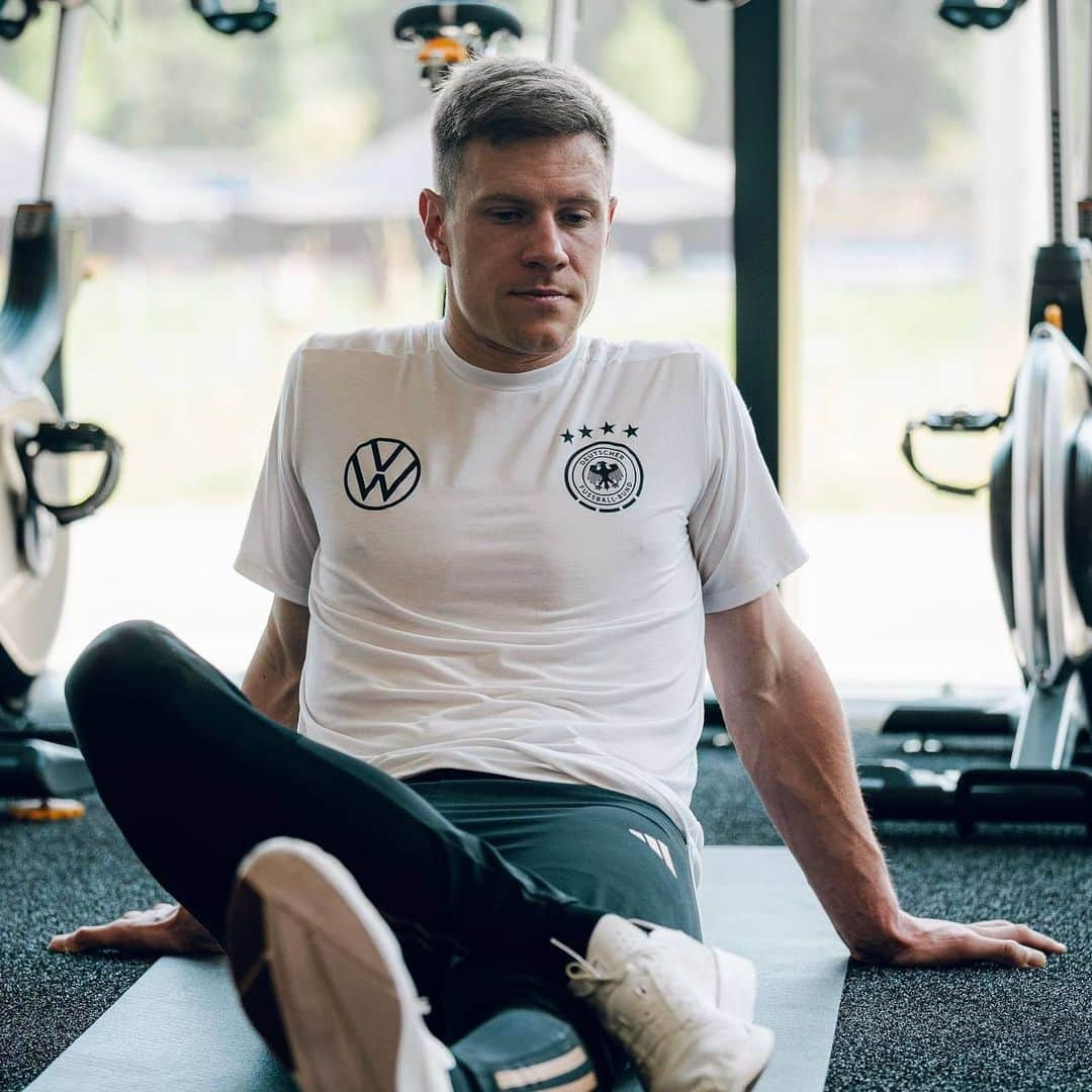 マルク＝アンドレ・テア・シュテーゲンのインスタグラム：「Good to be back with the @dfb_team 🦾 First session completed.」