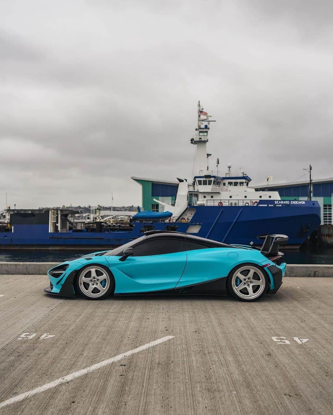 CARLiFESTYLEさんのインスタグラム写真 - (CARLiFESTYLEInstagram)「@1016industries 720s Shark 🥶 @peternorthrop #mclaren720s」6月11日 4時35分 - carlifestyle