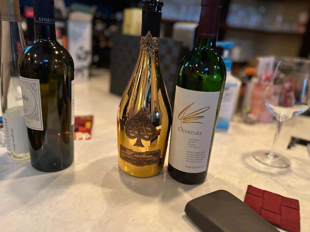 中川愛海さんのインスタグラム写真 - (中川愛海Instagram)「いつかの酔っ払い！ 久しぶりに飲めた日😊 大好きな美央ママとスナックしたらどうなるんだ？と… 肝臓持たなそうww #中川愛海 #一日一回カンパイ #恵比寿スナック」6月11日 5時49分 - ami_nakagawa_