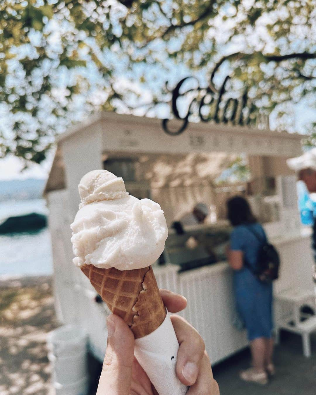 三浦大地さんのインスタグラム写真 - (三浦大地Instagram)「Zürichに到着🇨🇭  最高に気持ち良い！  いよいよ明日からVOLTA BASEL ART FAIRです。  世界のARTの世界を楽しんできます。  #zürich #switzerland #🇨🇭」6月11日 16時31分 - daichi_1127