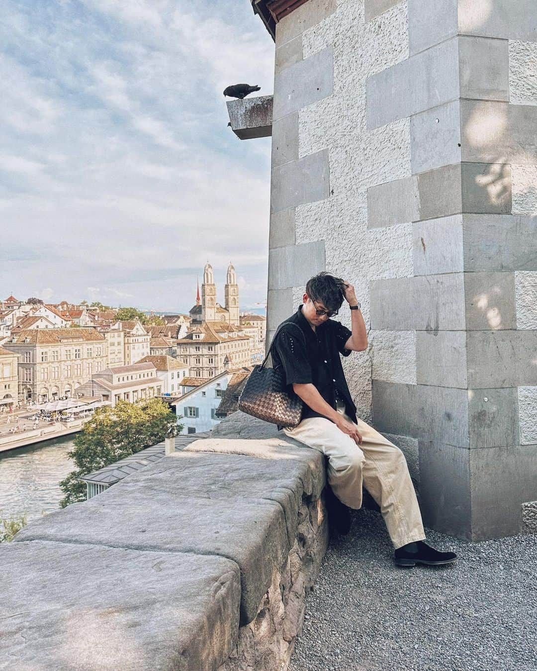 三浦大地さんのインスタグラム写真 - (三浦大地Instagram)「Zürichに到着🇨🇭  最高に気持ち良い！  いよいよ明日からVOLTA BASEL ART FAIRです。  世界のARTの世界を楽しんできます。  #zürich #switzerland #🇨🇭」6月11日 16時31分 - daichi_1127