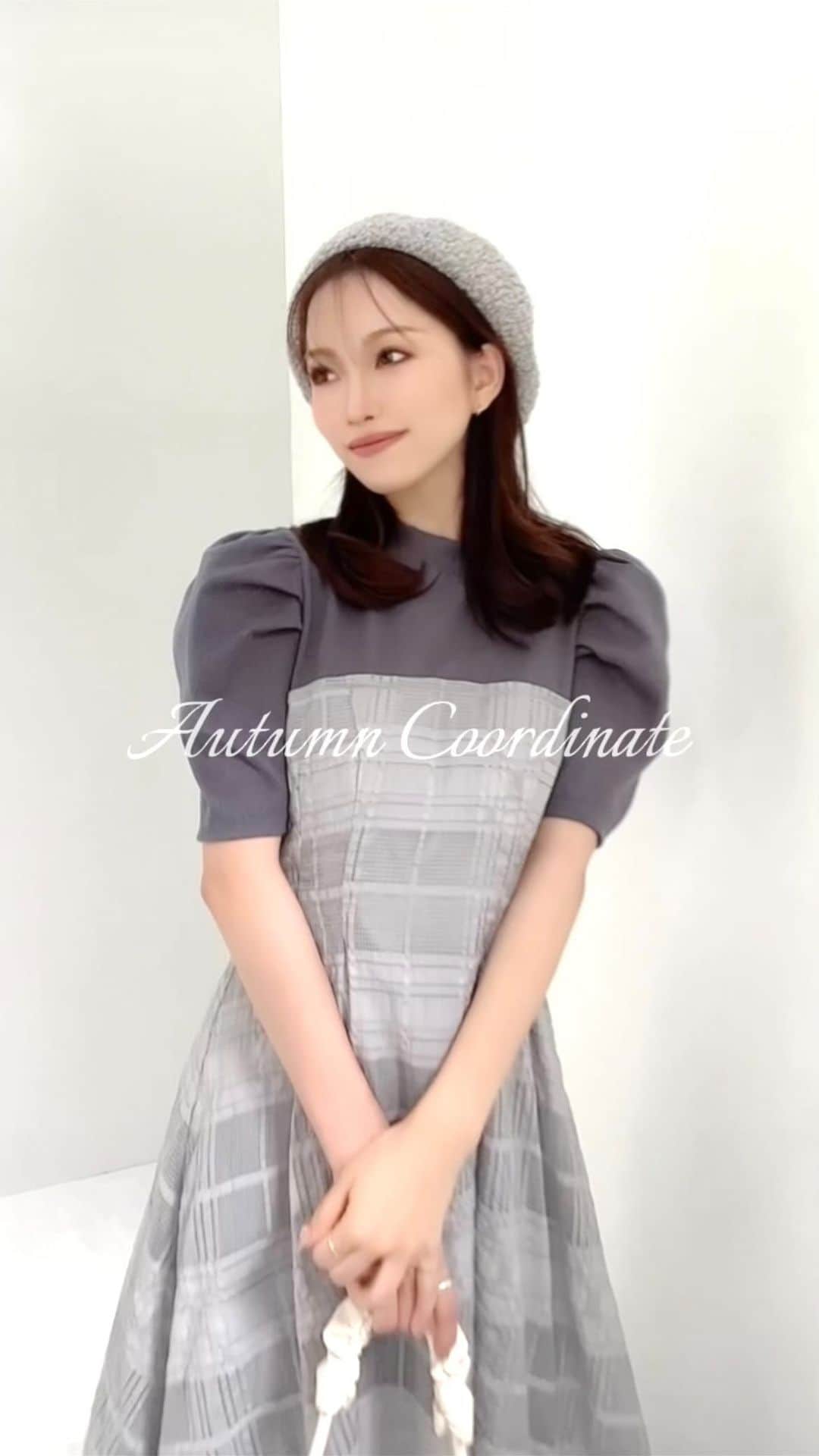 木田絵里香のインスタグラム：「秋アイテムの予約販売始まったので少しだけ載せていくぅ🍁🍂 #autumn#autumncoordinate#157cmコーデ#秋コーデ#骨格ウェーブ#スカートコーデ#きれいめコーデ#パンツコーデ#ワンピース#ワンピースコーデ」