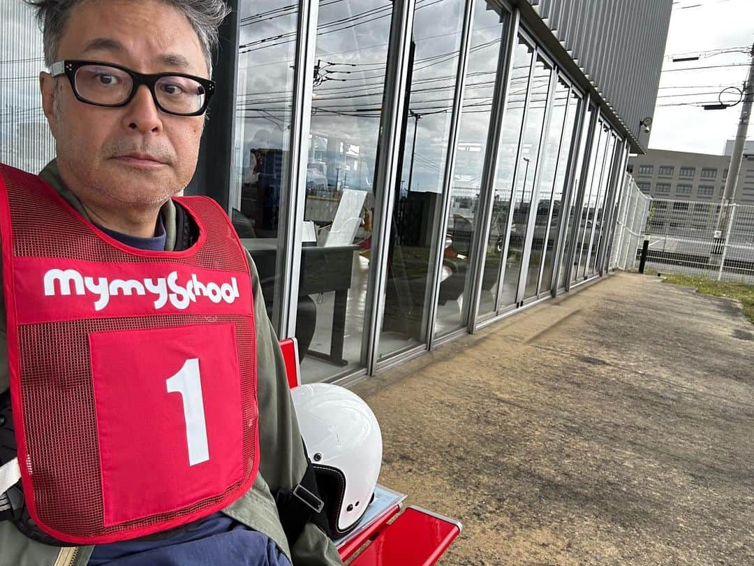 栗田善太郎のインスタグラム：「再入校から1週間！ 昨日1段階見極め終了！ 今日から2段階〜 あっというまだなぁ、、  #大型ゲージューライダー への道　 #ゲージューライダー」
