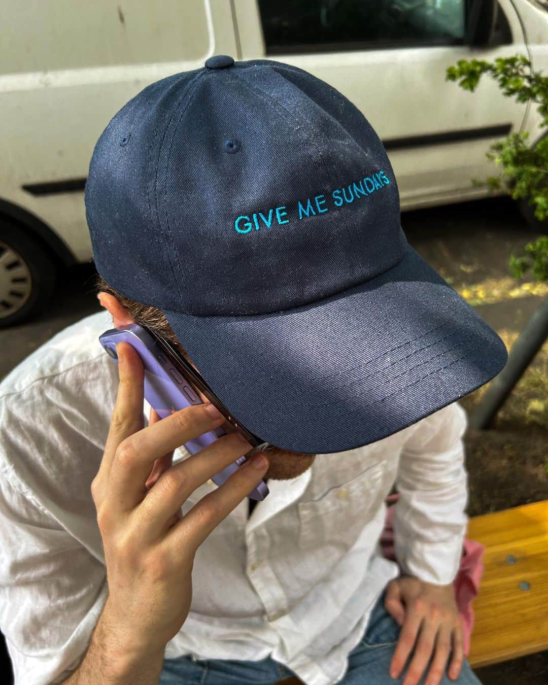 STIL IN BERLINさんのインスタグラム写真 - (STIL IN BERLINInstagram)「It’s cap season at @give.me.sundays -  Join the fun and let the people know what you’re all about. Ja? *werbung」6月11日 17時05分 - stilinberlin