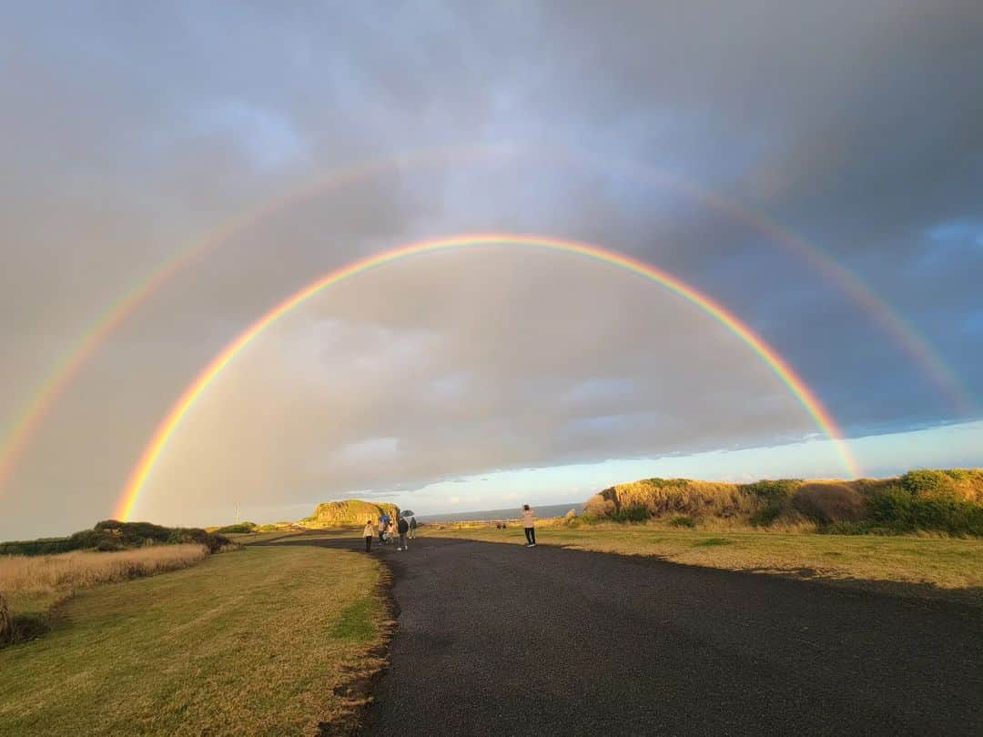 渡名喜風南のインスタグラム：「いつまでもココロだけは豊かでいたいね。  #🌈🙏」