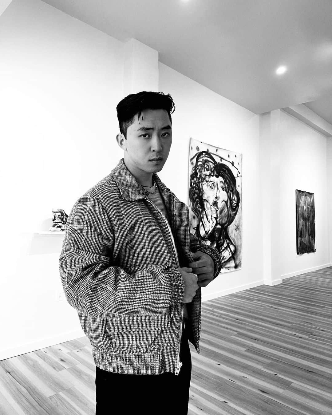 ヒョンミン のインスタグラム：「Blue Stream Gallery」