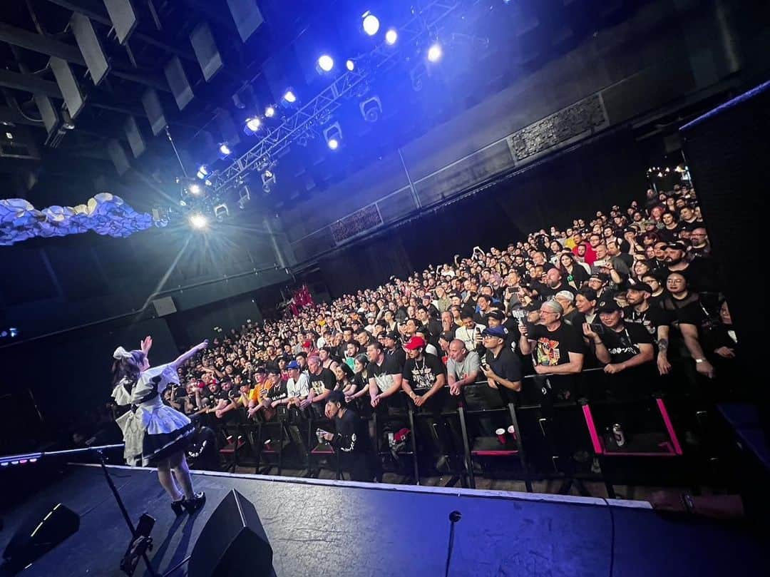 小鳩ミクさんのインスタグラム写真 - (小鳩ミクInstagram)「🌏🕊🇺🇸  2023.5.15 Emo's in Austin, TX   Thank you so much SHADOW CLIQ  for 2 days support act po!!  #思い出 #memories #usa #tour #anniversary #bandmaid」6月11日 9時12分 - kobatomiku