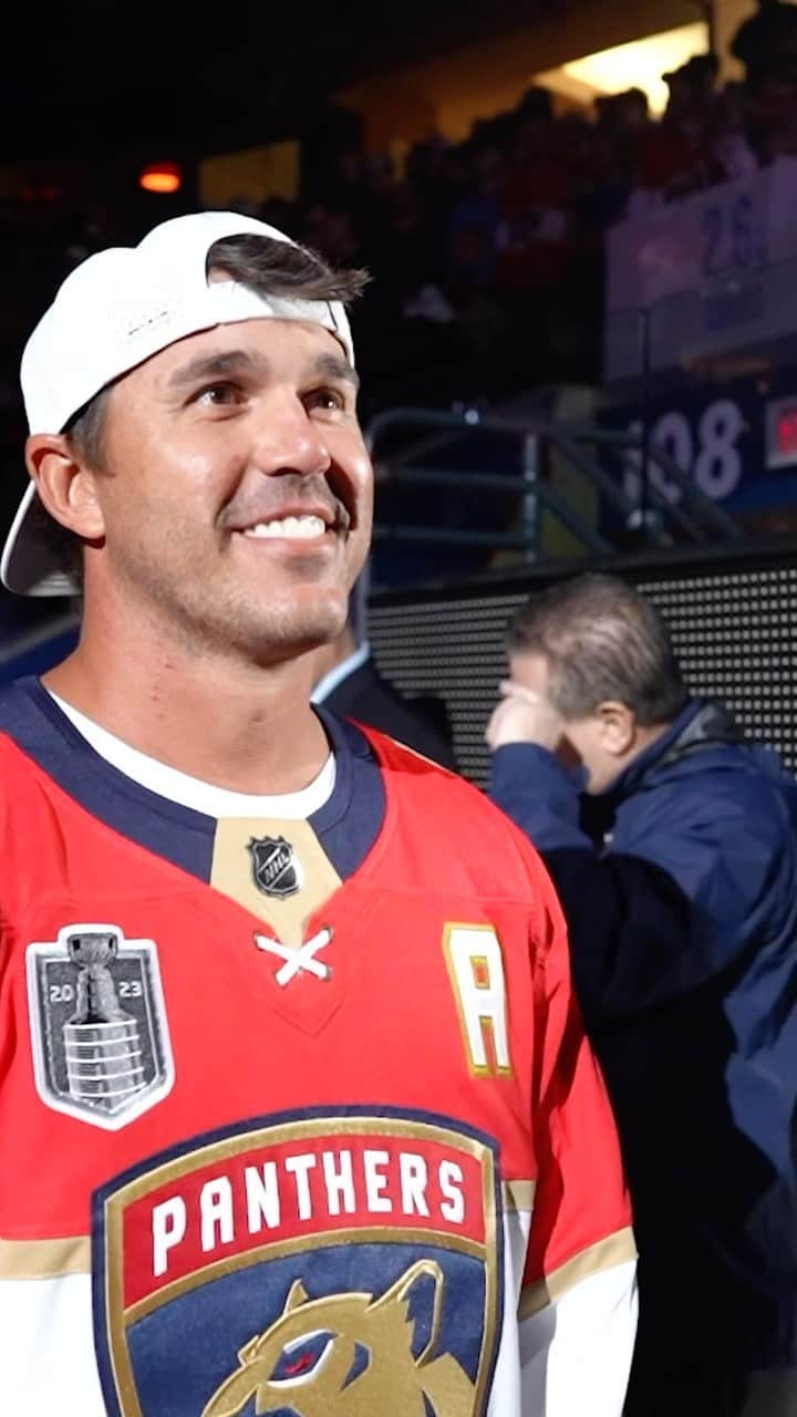ブルックス・ケプカのインスタグラム：「getting @flalivearena HYPED for game 4! 🗣️」