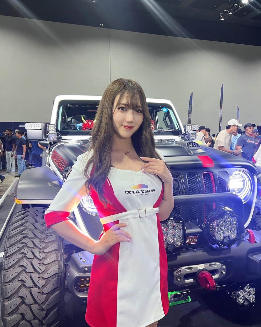 今井みどりのインスタグラム：「おはよ(๑˃̵ᴗ˂̵) 東京オートサロンクアラルンプール最終日🏁  #tokyoautosalonkl #tokyoautosalonkualalumpur  #オートサロン #クアラルンプール #racequeen#マレーシア」