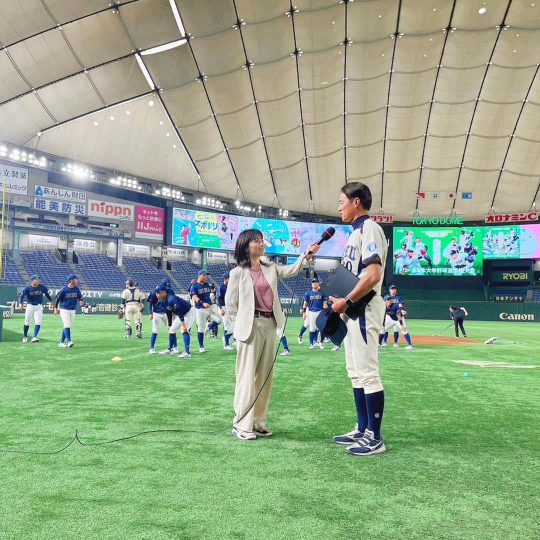 羽村亜美さんのインスタグラム写真 - (羽村亜美Instagram)「#大学野球選手権  昨日で私の担当は終わりました🎤  決勝戦は、 #青山学院大 vs #明治大  コロナ以降、 久しぶりに、 対面でインタビュー🎤 感動しました。 相手の表情見ながら インタビューは、この形式が1番です！  ステキーーな 写真をありがとうございます📷  決勝戦！ 楽しみ😊」6月11日 12時16分 - amihamura