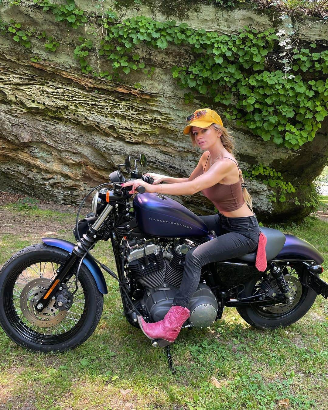 コーディー・レニー・キャメロンさんのインスタグラム写真 - (コーディー・レニー・キャメロンInstagram)「Cruised ...