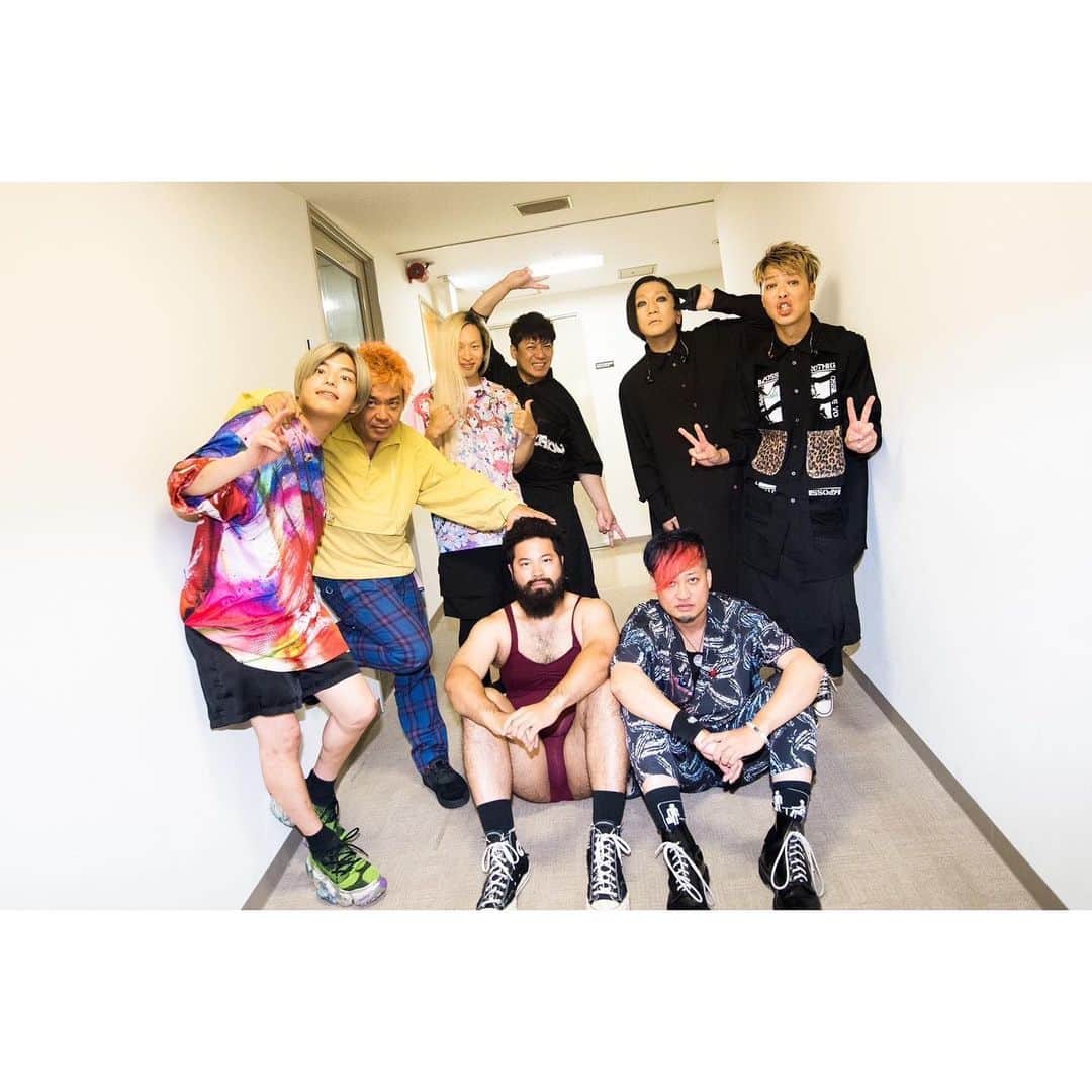 侑威地さんのインスタグラム写真 - (侑威地Instagram)「ロットンの日@京都KBSホール photo by @ishii_maki  rottengraffty Fear,and Loathing in Las Vegas ロットンの日」6月11日 13時11分 -  yuichi_rotten