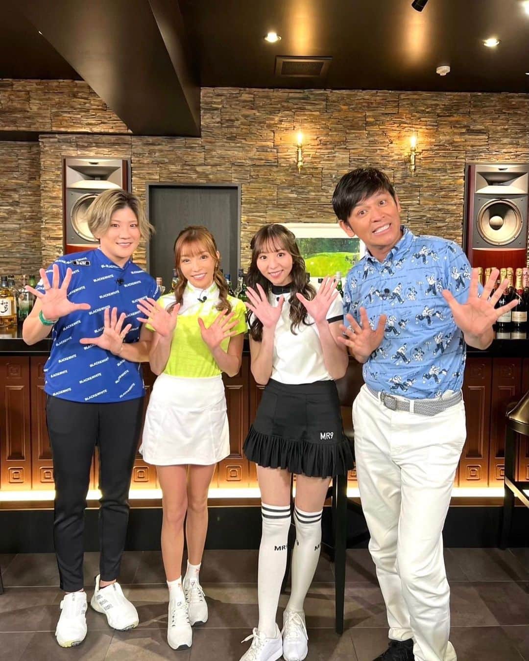 のインスタグラム：「TV番組放送のお知らせ𓂃◌𓈒𓐍 『DEEP・ゴルフ』  聞けば聞くほど知れば知るほどハマる ゴルフのDEEPな世界⸝⋆⸝⋆  本日6/11(日) BSフジにて20:00〜放送だよ☺︎  今回のゲストは成田美寿々プロです🏌️‍♀️  契約フリーならではのクラブセッティングとグリップのこだわりまで𓈒𓏸  一本一本のクラブに込められた プロならではのこだわりや工夫が盛り沢山です𓆫 ． ． ぜひぜひご覧ください♡ ． 放送概要▶ 番組名：『DEEP・ゴルフ』#deepgolf 放送局：#BSフジ 放送日時：毎週日曜20:00～20:30 出演者：<MC＞ #岡田圭右 #ますだおかだ <ゲスト> #成田美寿々  @misuzunarita （6月11日放送、6月18日放送） ＜アシスタント＞ Regina モデル @izumingolf  @mireka_golf @regina_golf ． ． ． ． ． #DEEPゴルフ #ゴルフ番組 #golf #ゴルフ #プロゴルファー」
