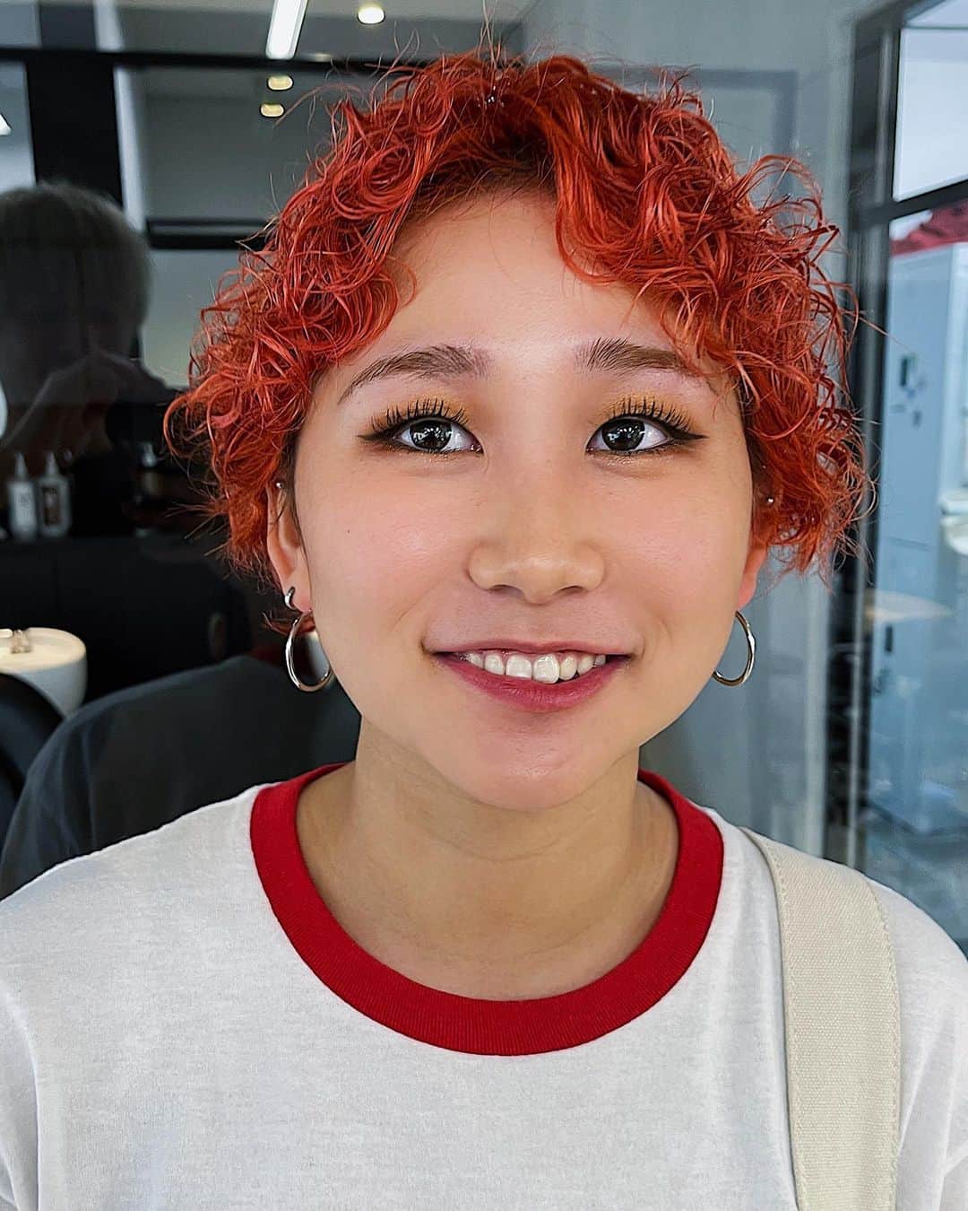 時田健太のインスタグラム：「🍊＆パーマ  ブリーチしてからのパーマ  ブリーチ履歴は毛先3回  #ブリーチパーマ #ブリーチパーマ原宿 #ブリーチパーマ東京#ハイトーンパーマ#ショートパーマ#オレンジカラー#ブリーチパーマヘア」