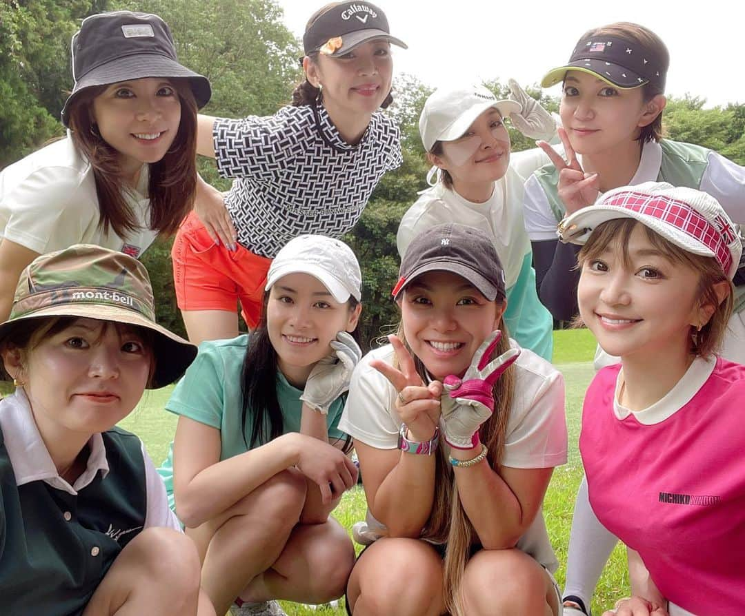 柑谷あゆみさんのインスタグラム写真 - (柑谷あゆみInstagram)「女子2組8人のゴルフコンペ⛳️  インコースが特に難しかったアクアラインゴルフクラブ🥹  上手くなりたい🥹  #過去pic  #アクアラインゴルフクラブ  #エンジョイゴルフ #michikolondon  #susic #ゴルフウェア  #ゴルフ女子 #golf  #golfing  #golflife  #golfgirl  #instagolf  #golfer #골프 #골프웨어 #กอล์ฟ  #ゴルフコーディネート #ゴルフファッション #ゴルフ好きな人と繋がりたい」6月11日 14時43分 - kantani_ayumi