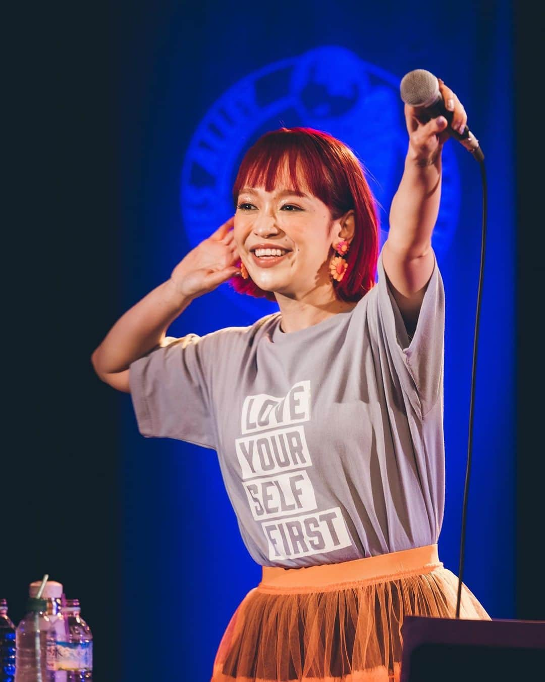 Soweluさんのインスタグラム写真 - (SoweluInstagram)「昨日は4年ぶりのライブ 最初は緊張でかなり心臓バックバクだったけど 無事にみんなで楽しみながら歌い切る事が出来ました！！ 見に来てくれたみんな本当にありがとう🙏🥺💓 そして、優しく見守っててくれてありがとう🌿  そして、私をサポートしてくれた仲間たち、バンドメンバー、スタッフのみなさん、家族みんな、本当にみんなありがとう！🙏💛  みーんなのおかげで私は昨日またステージに立つ事が出来ました。  また新たなスタートが切れて本当に嬉しいです  またみんなに喜んでもらえるように頑張るからこれからもよろしくね🌼  昨日ライブで告知したんだけど 12/17に昨日と同じ場所 ブルースアレイでクリスマスライブをやる事になったの✨ 人生初の初のクリスマスライブだからめちゃ楽しみ🎄ぜひ予定空けておいてね🎅🏼  また詳細は日が近づいたらお知らせするね！  改めて昨日はみんな本当にありがとう🙏😊 みんなは私の希望だよ  Love🤍🕊  📸 @yuma1983  Hair&make @wmwmarianu  Costume @microwave__official   #sowelu #live #2023.6.10. #ありのままで」6月11日 15時21分 - sowelu_