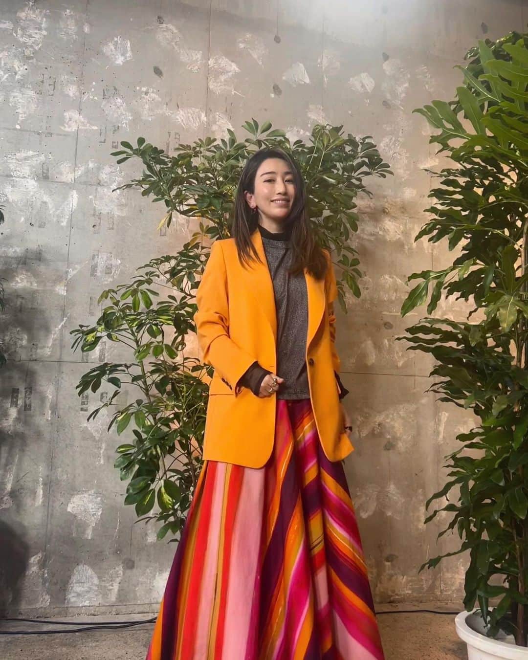 木嶋真優のインスタグラム：「6/12 月曜 よる11:56から TBS 『あなたはどれに当てはまる？スター★性格診断SHOW』 がオンエアになります📺 ぽぽ以外にもあー、、、と思い当たることを診断して頂きました🙃 月曜日夜是非ご覧ください💫 (海外で見れないから事故らないかみんな代わりに見守ってくれたら嬉しいw) #衣装」