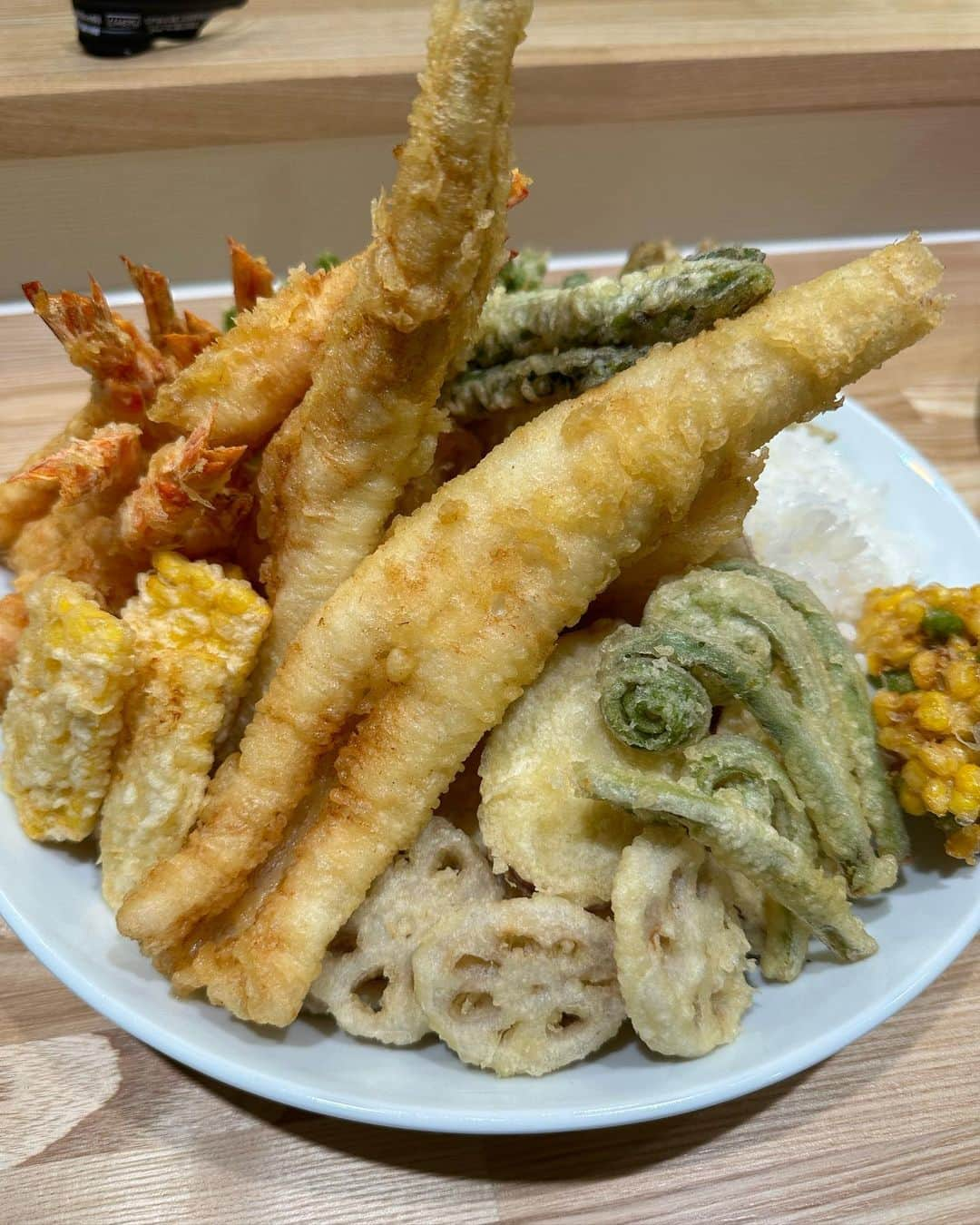 ますぶちさちよさんのインスタグラム写真 - (ますぶちさちよInstagram)「ト喜さん行きたい🥹  #大食い女　#マグロ　#マグロ寿司　#カラスミ　#日本酒　#天ぷら #天丼　#美味い　#日本料理」6月11日 15時54分 - sachiyomasubuchi___