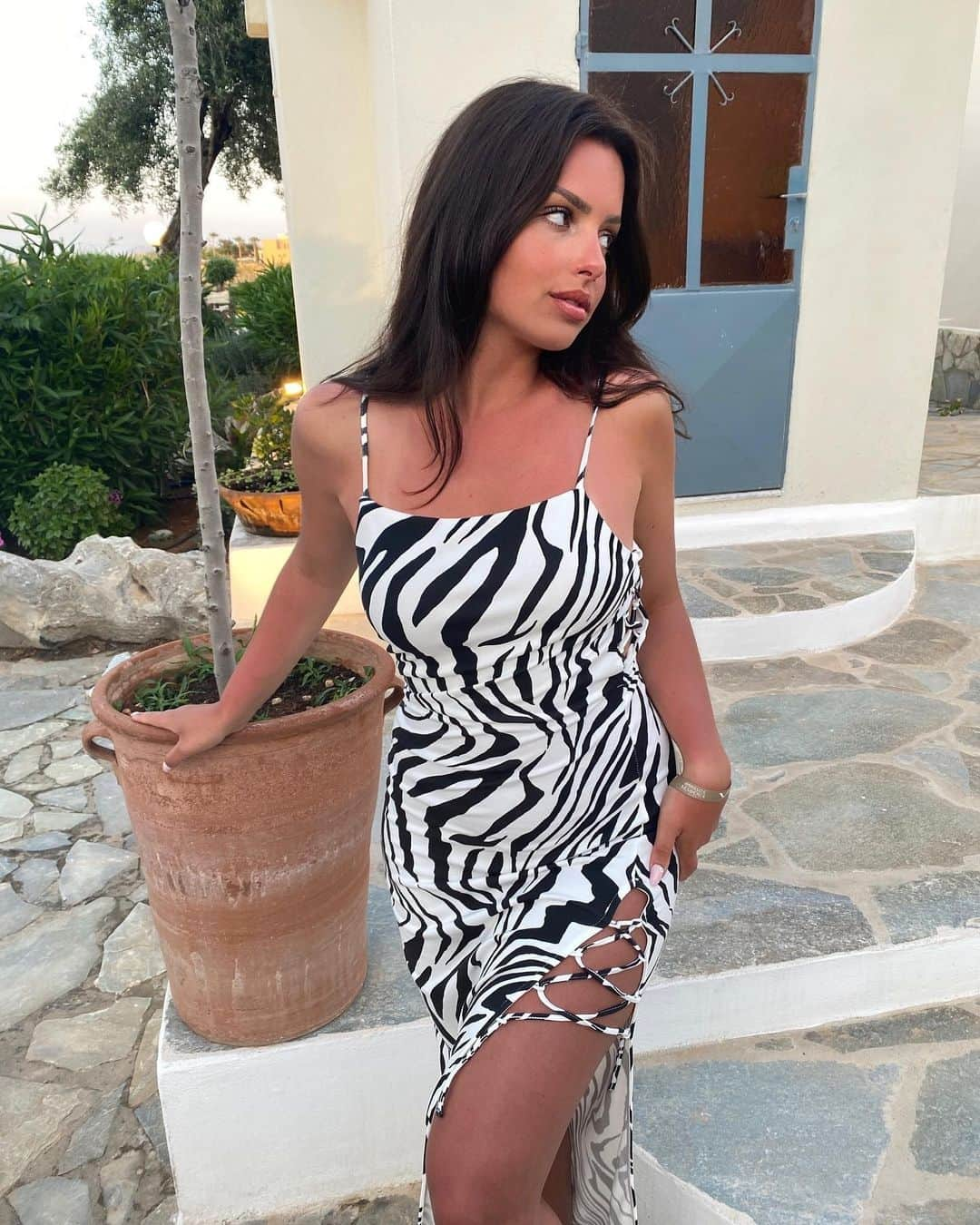 TALLY WEiJLさんのインスタグラム写真 - (TALLY WEiJLInstagram)「HOTTEST & MOST WANTED💕🦓 Swipe through to see how our TALLY girls are rocking this season’s hottest dress🔎 628231  #dresses #summer #ootd #ootn #fashion」6月12日 1時50分 - tally_weijl