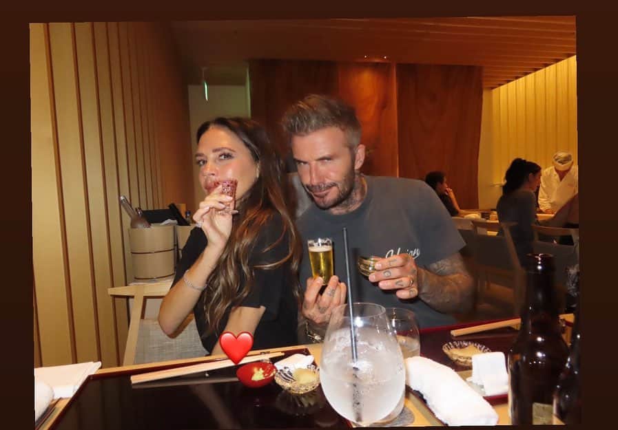 のインスタグラム：「Thank you for making us feel so welcome x we love you Tokyo! 🇯🇵 @davidbeckham @cruzbeckham #harperseven」