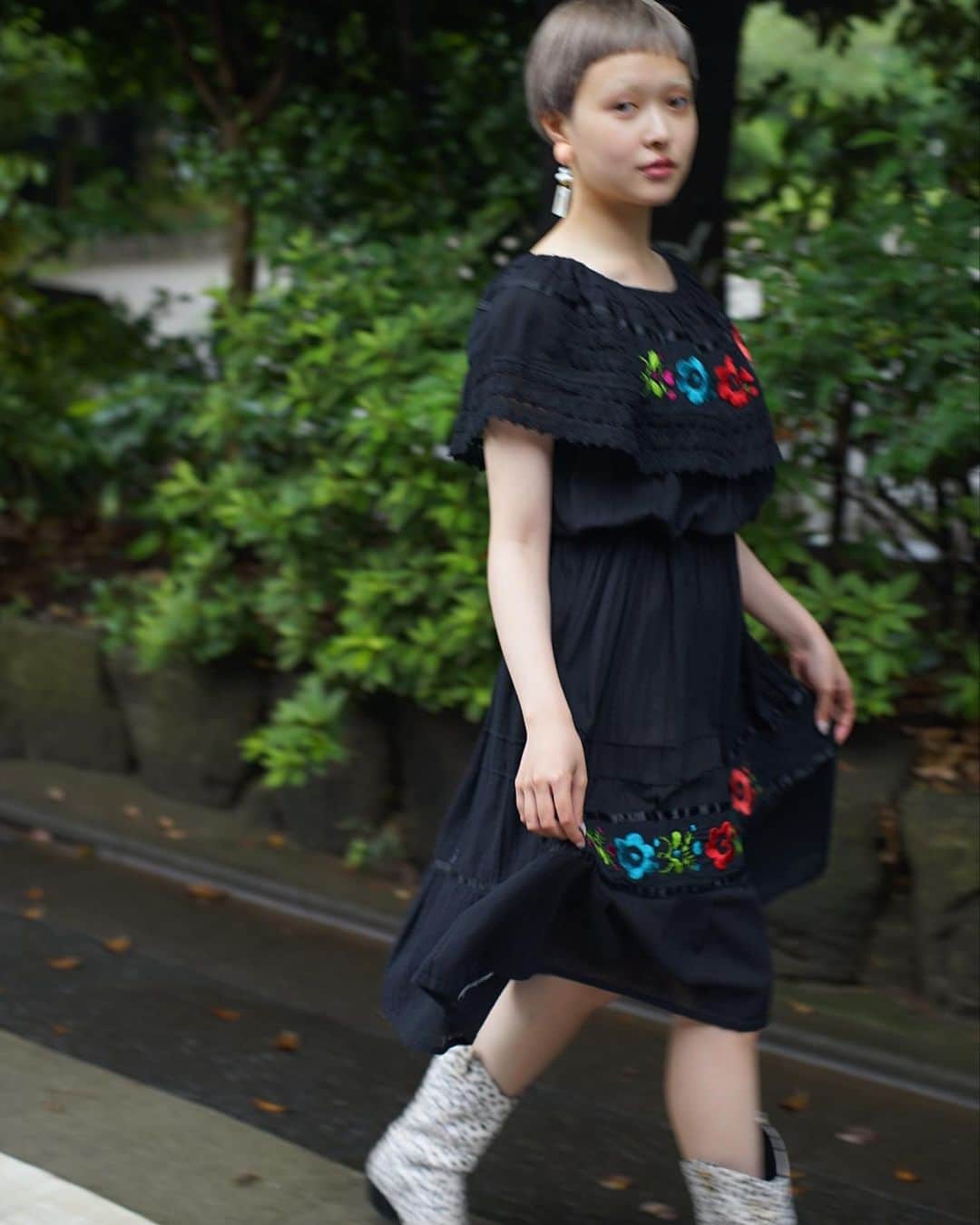 PUNK CAKEのインスタグラム：「🐶 NEW ARRIVAL 🐶 ☑︎ Black cotton ethnic dress【SOLD】  Now on sale ➡︎ ONLINE STORE   model / @momooka_koyoi」