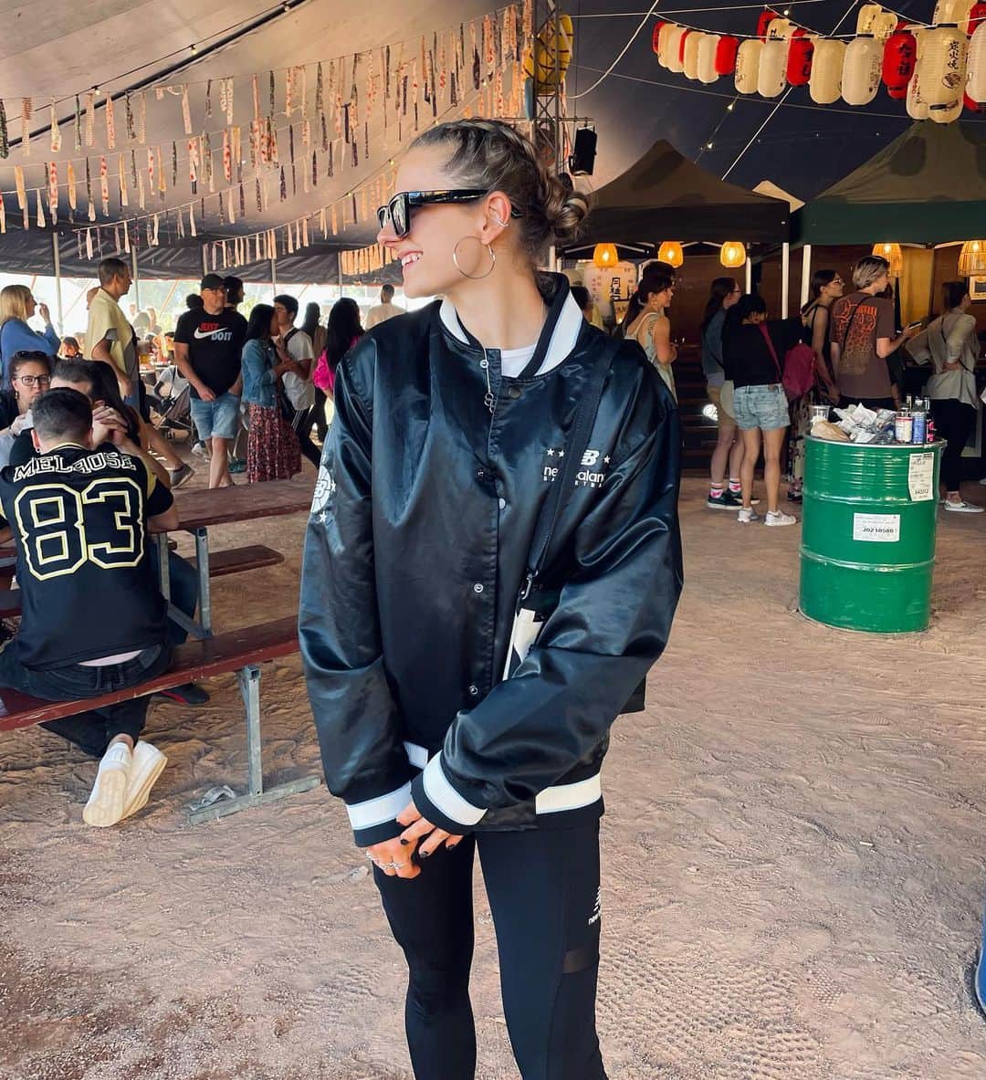 ラウラ・デ・ウィットさんのインスタグラム写真 - (ラウラ・デ・ウィットInstagram)「The only festival I’ll go to 😝」6月11日 18時13分 - lauradewitte
