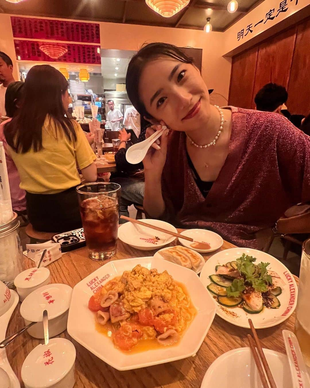 中田クルミさんのインスタグラム写真 - (中田クルミInstagram)「好きな人達と食べるご飯は美味しい🥰 #食べかけ」6月11日 18時29分 - kurumi_nakata