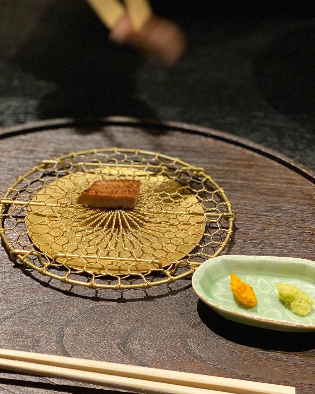 なぜ水を飲むとお腹が膨れるのでしょうか？