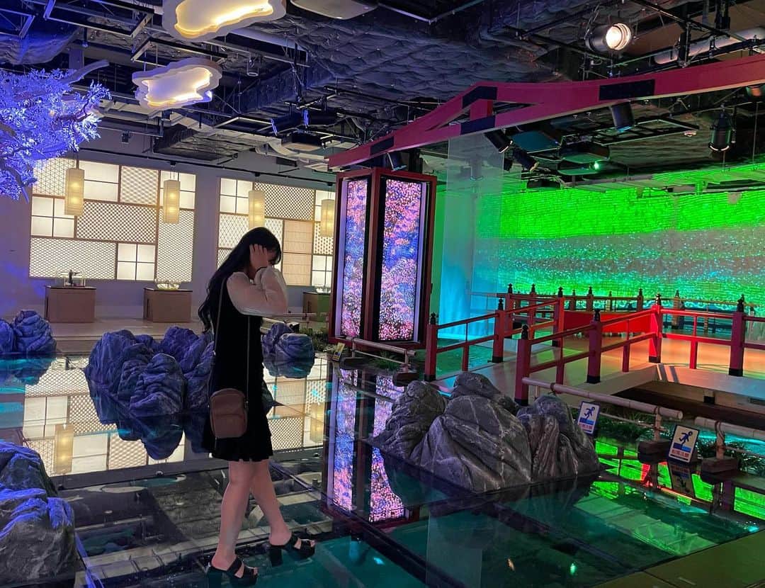 岡本怜奈さんのインスタグラム写真 - (岡本怜奈Instagram)「♡ 𓂃𓈒𓏸🐠🪸 この部屋の雰囲気と香りが1番好きやった🫧 ♡ ♡ #atoa #アトア #神戸 #神戸観光 #神戸水族館 #水族館  #都市型水族館 #兵庫 #兵庫観光 #アクアリウム #アート  #추천 #팔로우 #셀카 #05 #05년생 #고등학생」6月11日 19時29分 - renatan1222