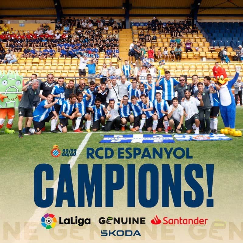 RCDエスパニョールのインスタグラム：「🏆 𝐂𝐀𝐌𝐏𝐈𝐎𝐎𝐎𝐎𝐎𝐎𝐎𝐎𝐎𝐎𝐍𝐒 🏆  😍 Hem guanyat la segona @laligagenuine!!!!!  👏 Enhorabona, equip i afició 🤍💙  #RCDE」