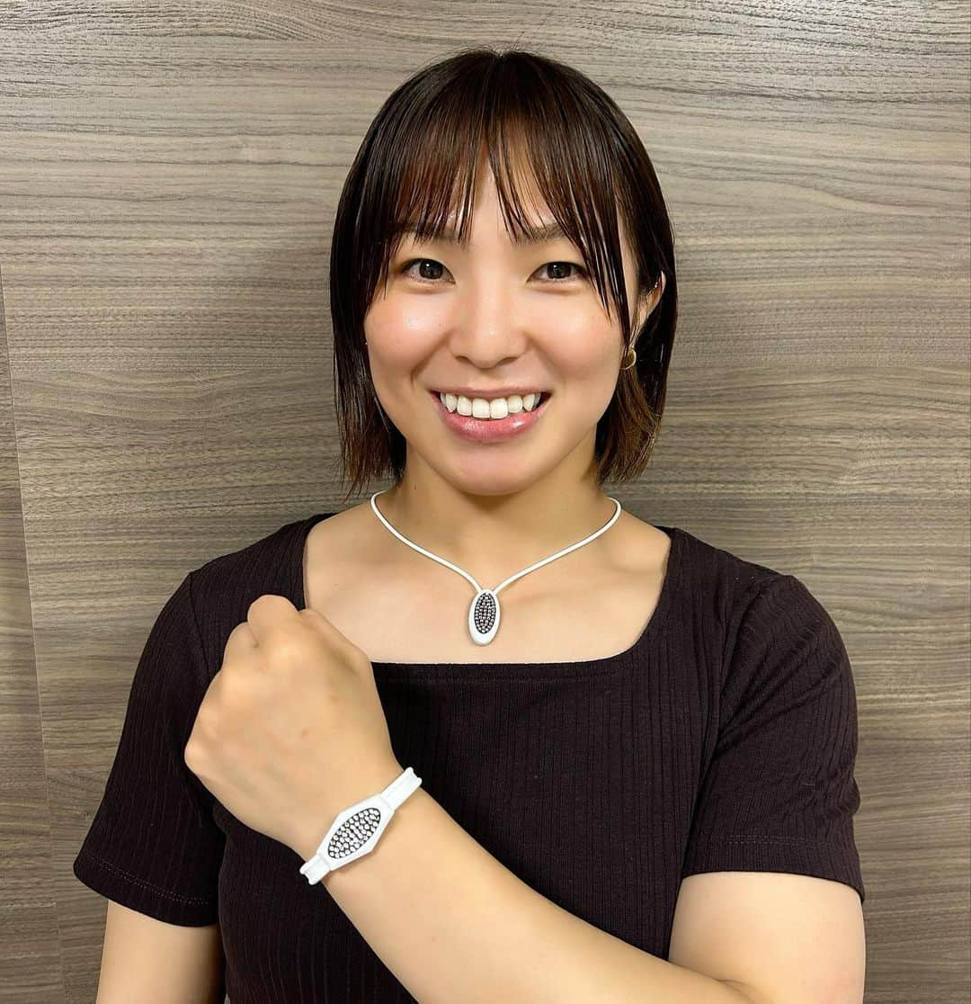 川井友香子のインスタグラム：「. 明治杯まであと少し🤼‍♀️ 私の試合は15日(木)16日(金)です！ 今までにない新しい挑戦、チャレンジャー精神で 最後まで戦い抜きます🔥  最近、練習以外の時間は @zaapfamily のネックレスとブレスレットをつけてます(^^)！💎  怪我に気をつけて最後の調整頑張ります🙌🏻✨」