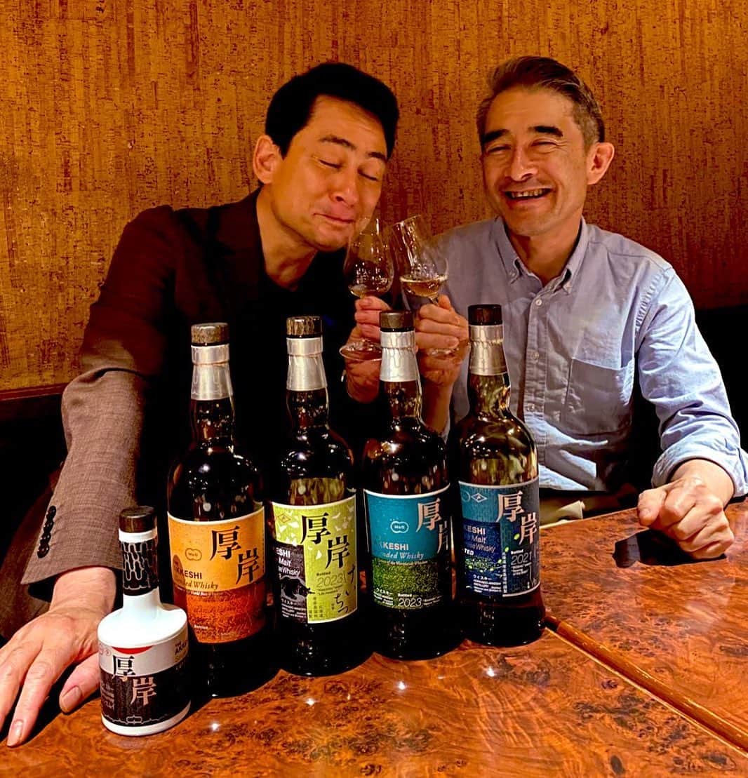 野口健のインスタグラム：「厚岸にて厚岸を飲む！！！  #厚岸町#厚岸ウイスキー #厚岸蒸留所 #厚岸#野口健#五味ホテル」