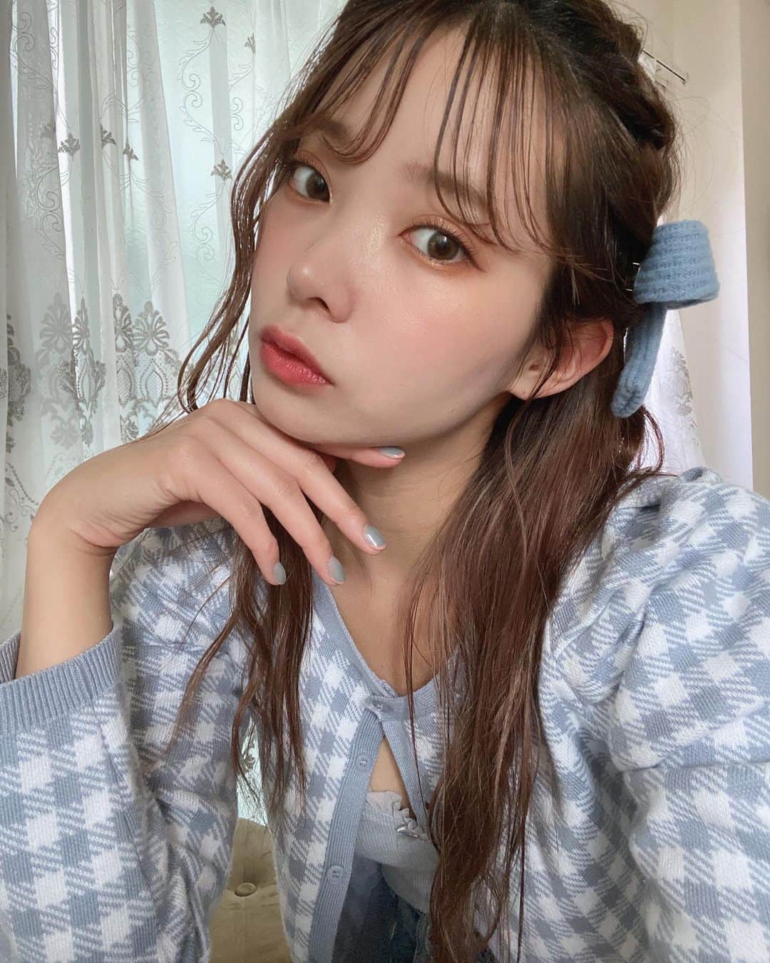 mimのインスタグラム：「やっぱり水色が好きすぎる民」