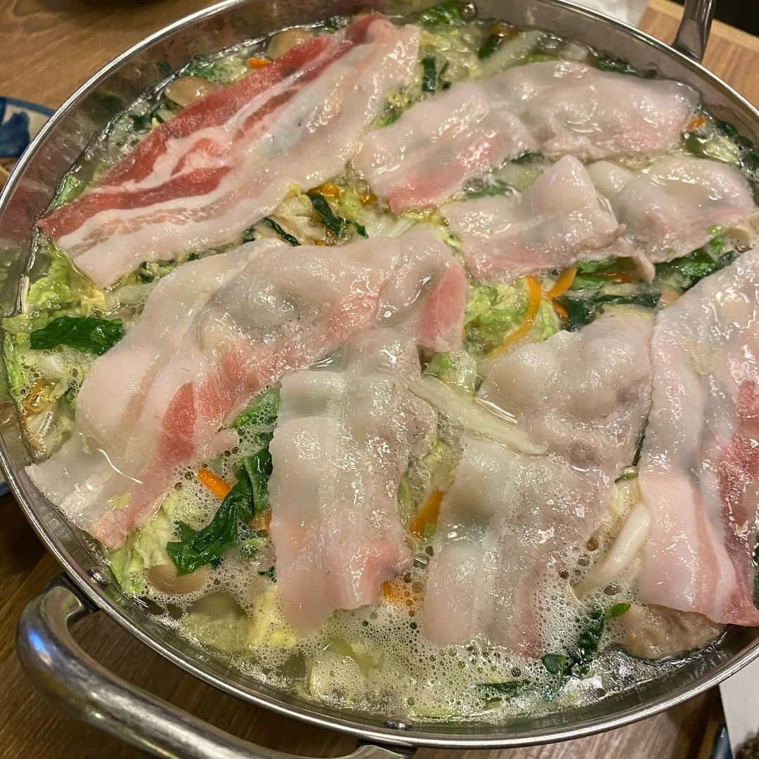 湯本亜美さんのインスタグラム写真 - (湯本亜美Instagram)「ㅤㅤㅤ 沖縄🧜🏻‍♀️💙🌴〜食編〜」6月11日 20時40分 - amiyumoto_official